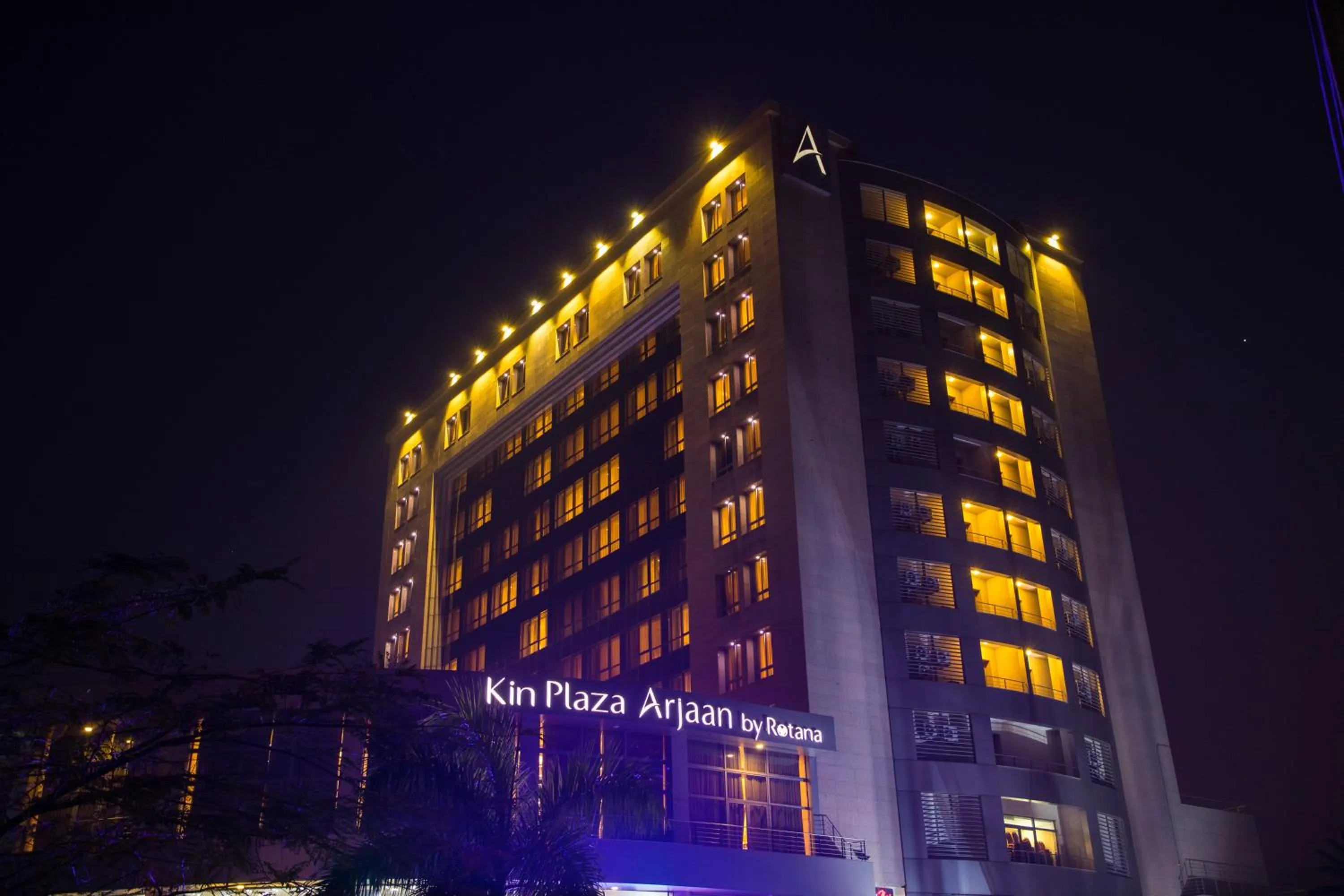 Property building in Kin Plaza Arjaan by Rotana