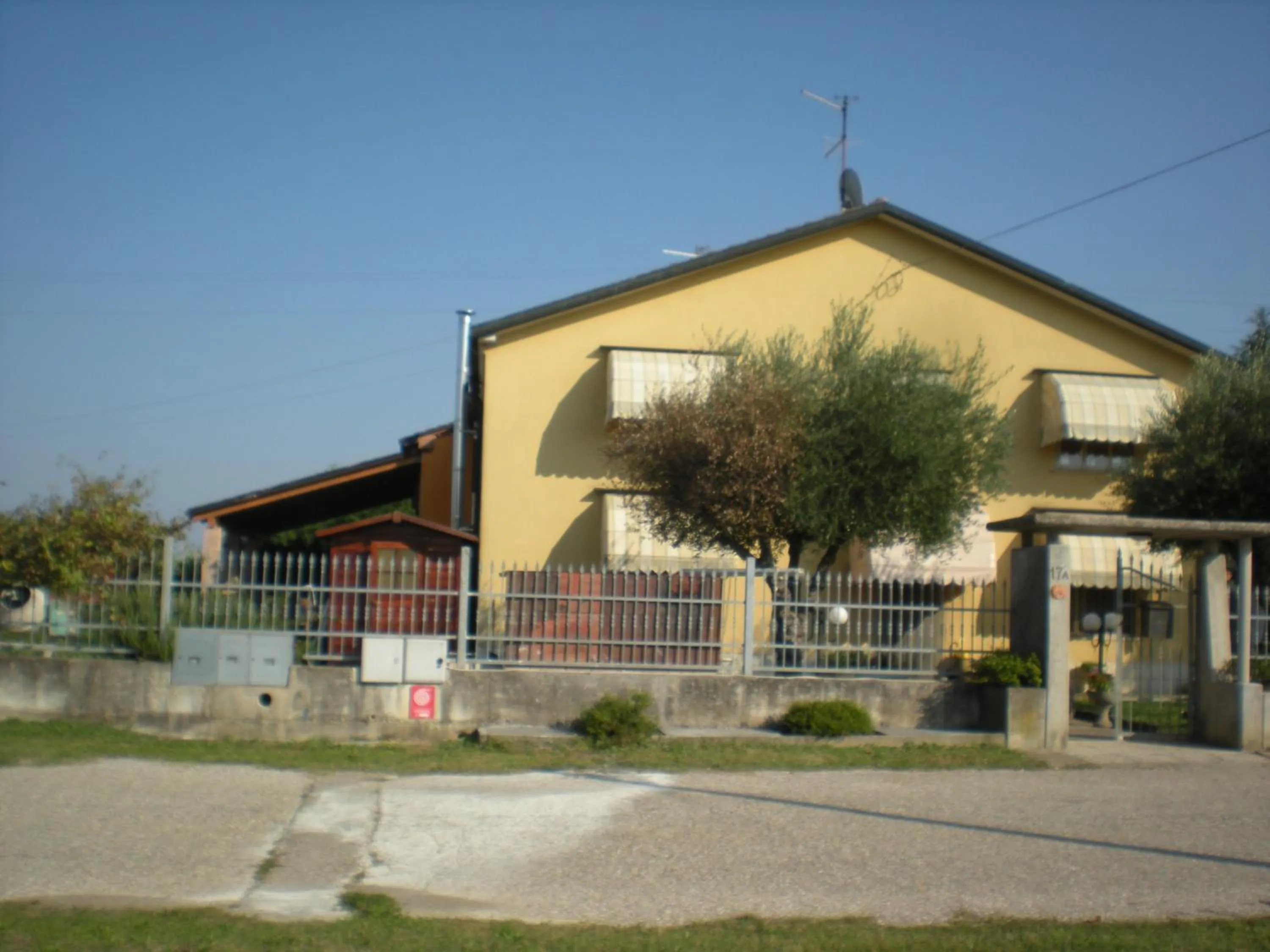 Property building in Camere Solidea