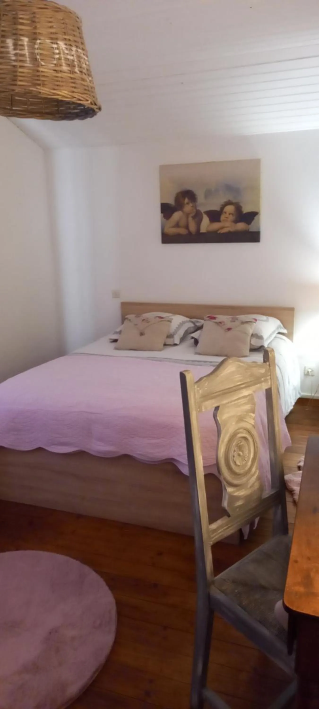 Photo of the whole room, Bed in Les Demeures de la Laigne