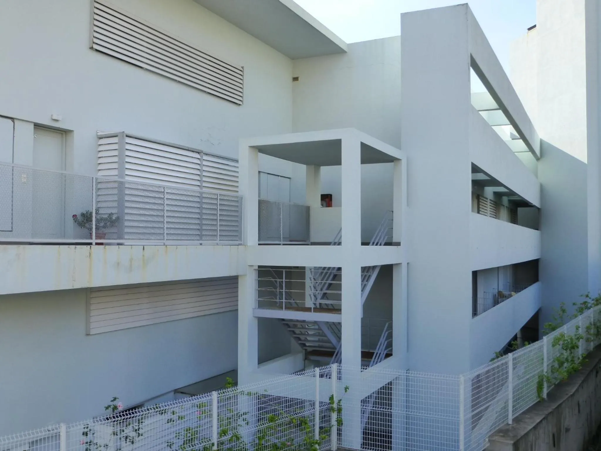 Property building in Shearwaternest 2 Apartment