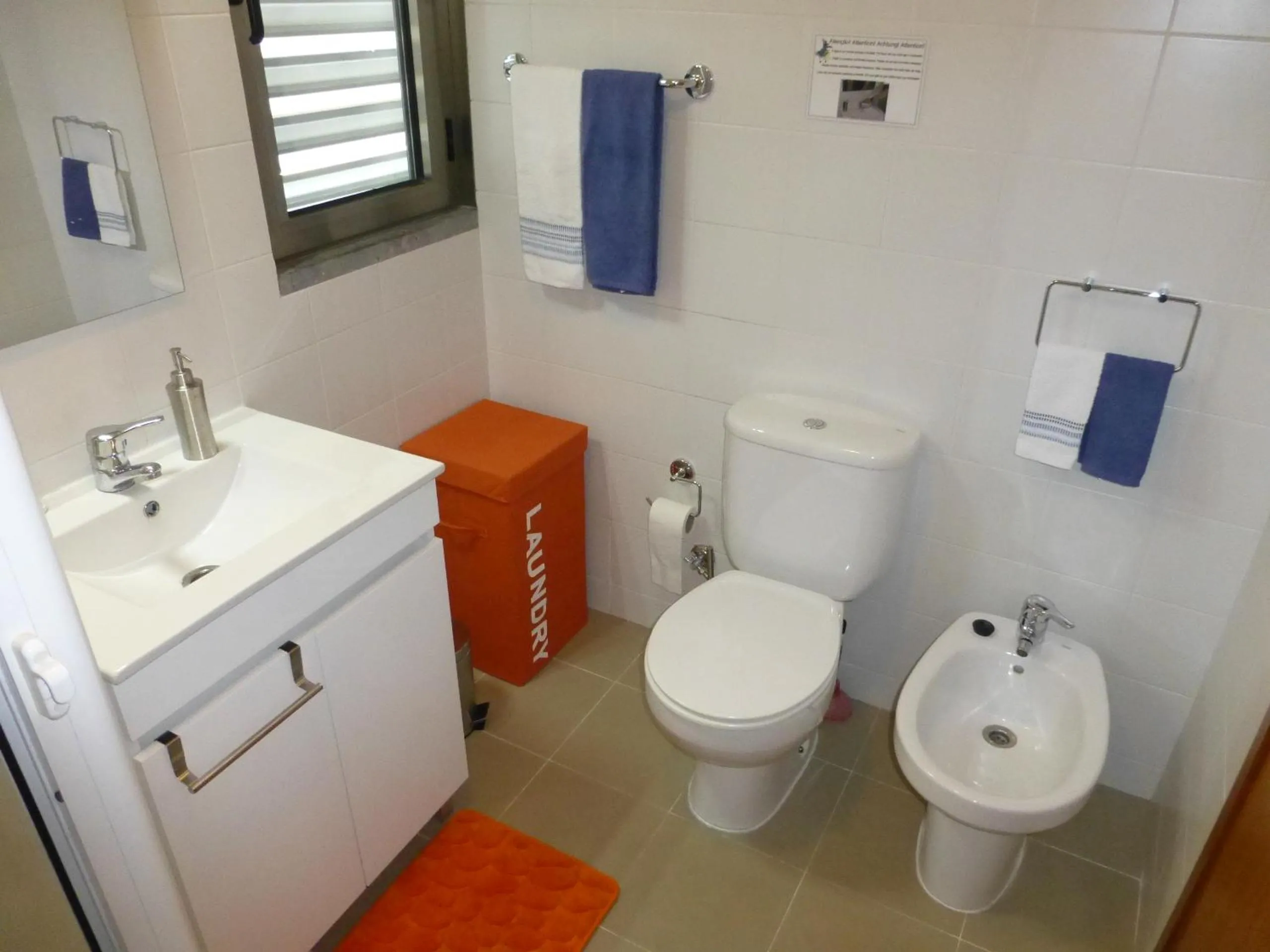 Bathroom in Shearwaternest 2 Apartment