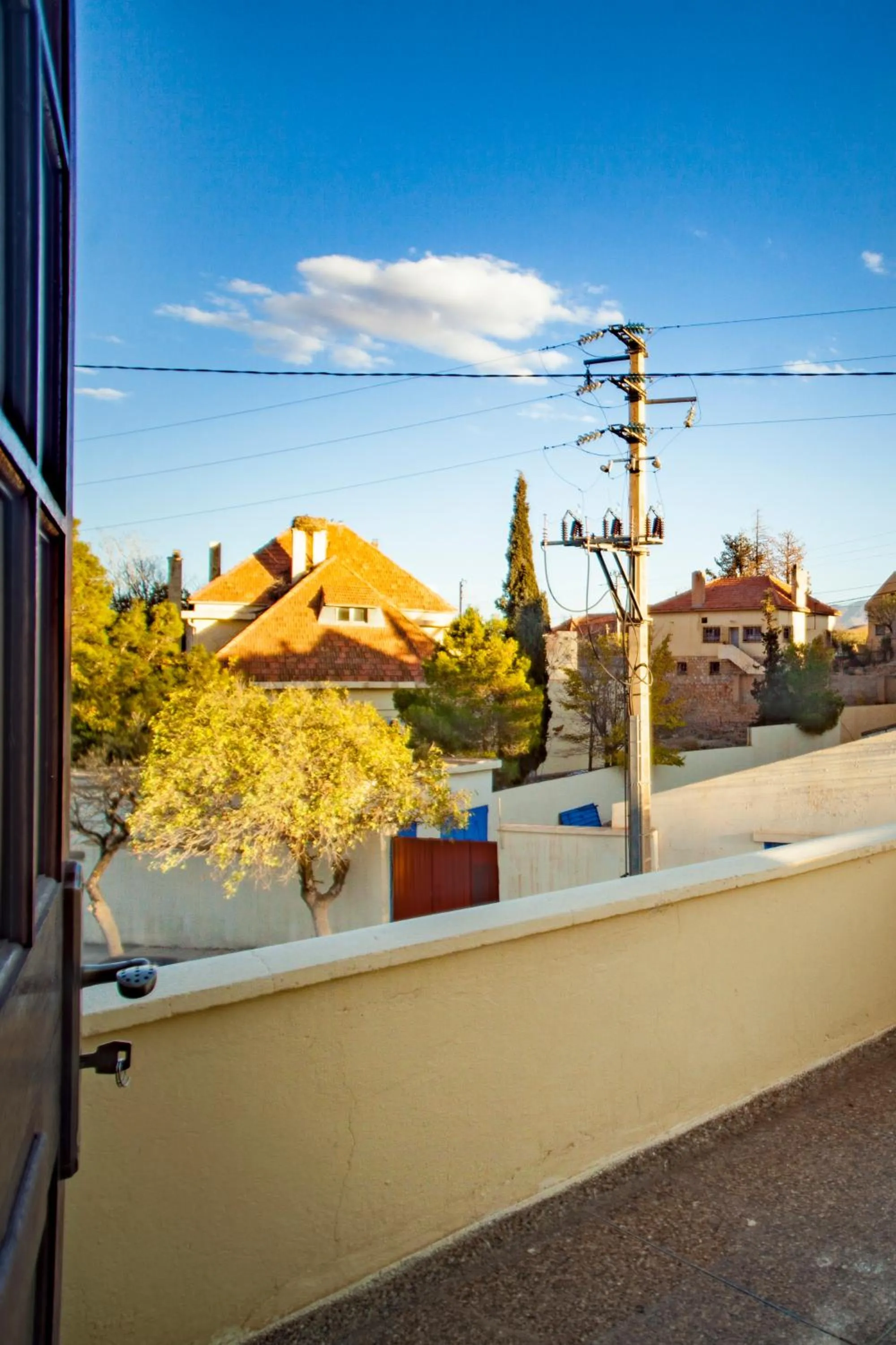 Quiet street view in Villa Pomme d'Or