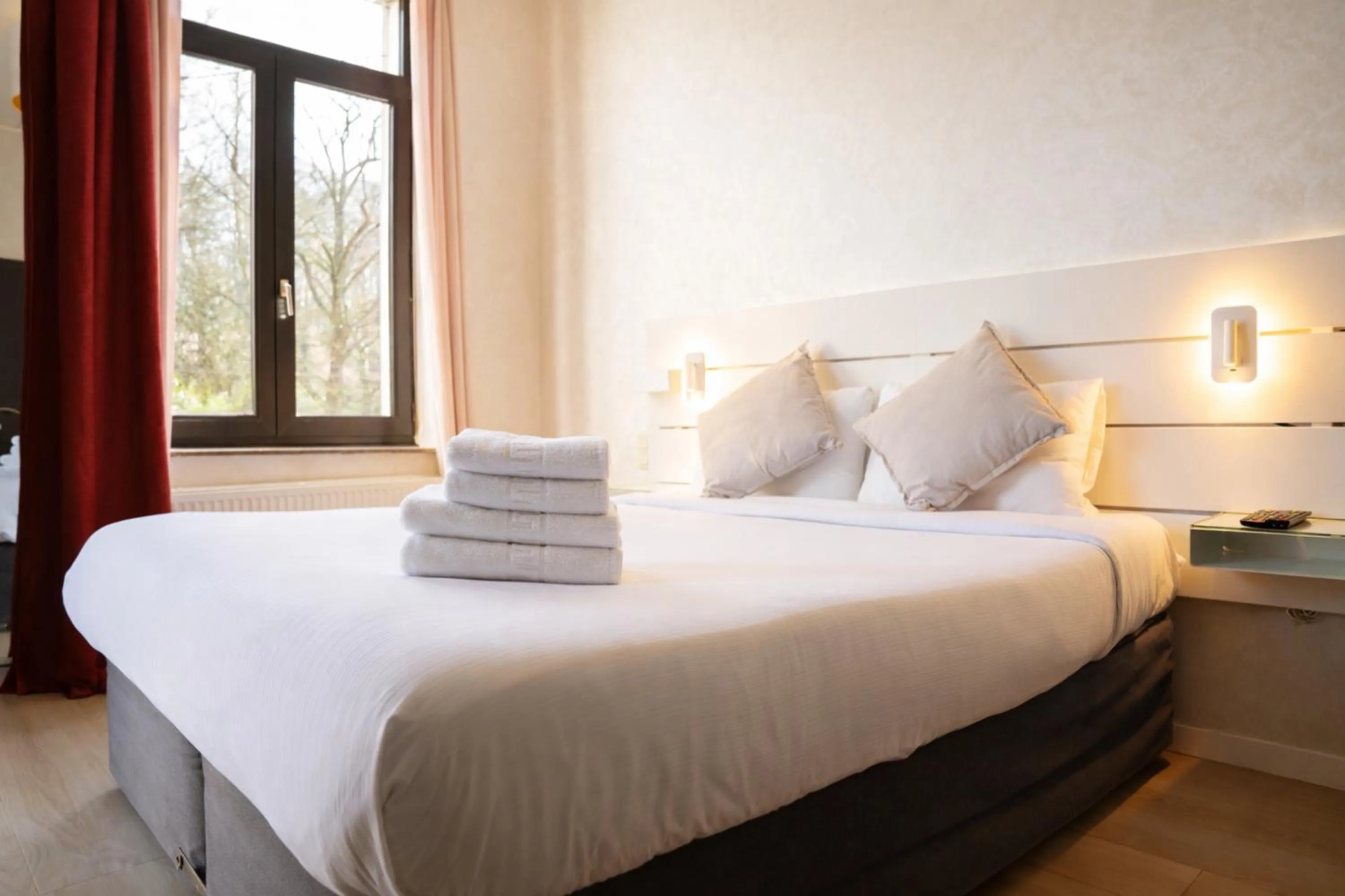 Bed in Hotel Le Centenaire Brussels Expo