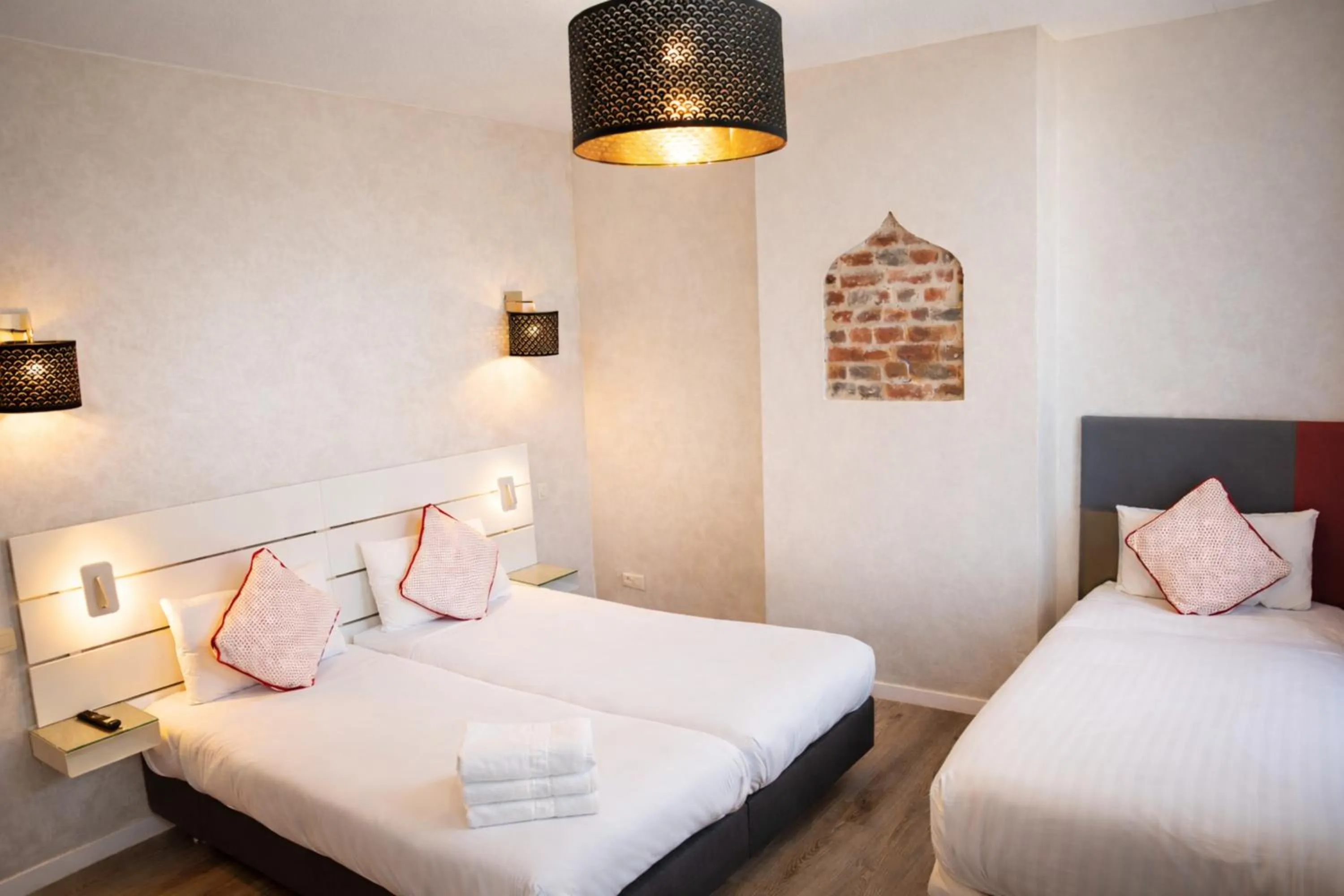 Bed in Hotel Le Centenaire Brussels Expo