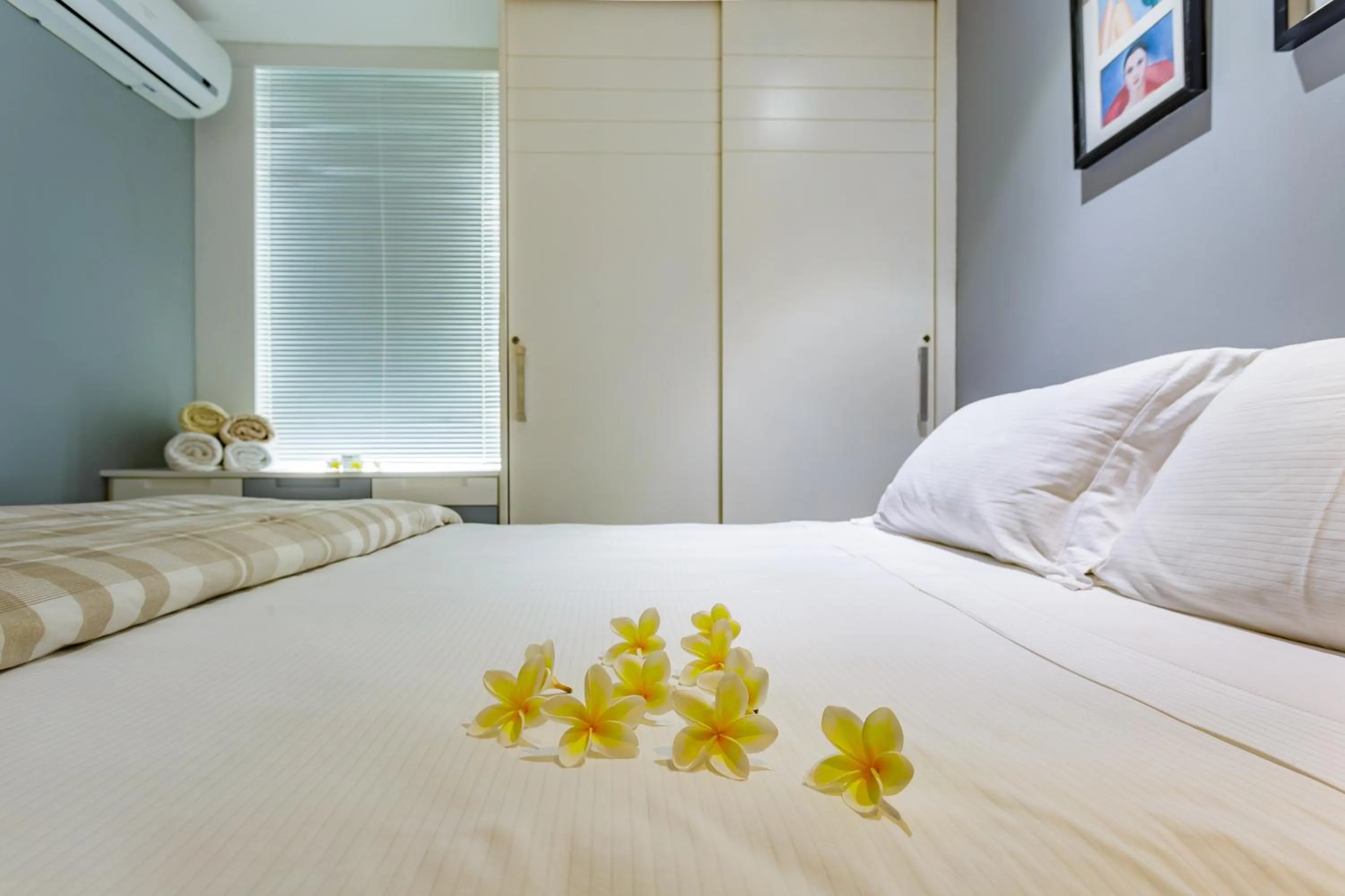 Bedroom, Bed in Premier Residence