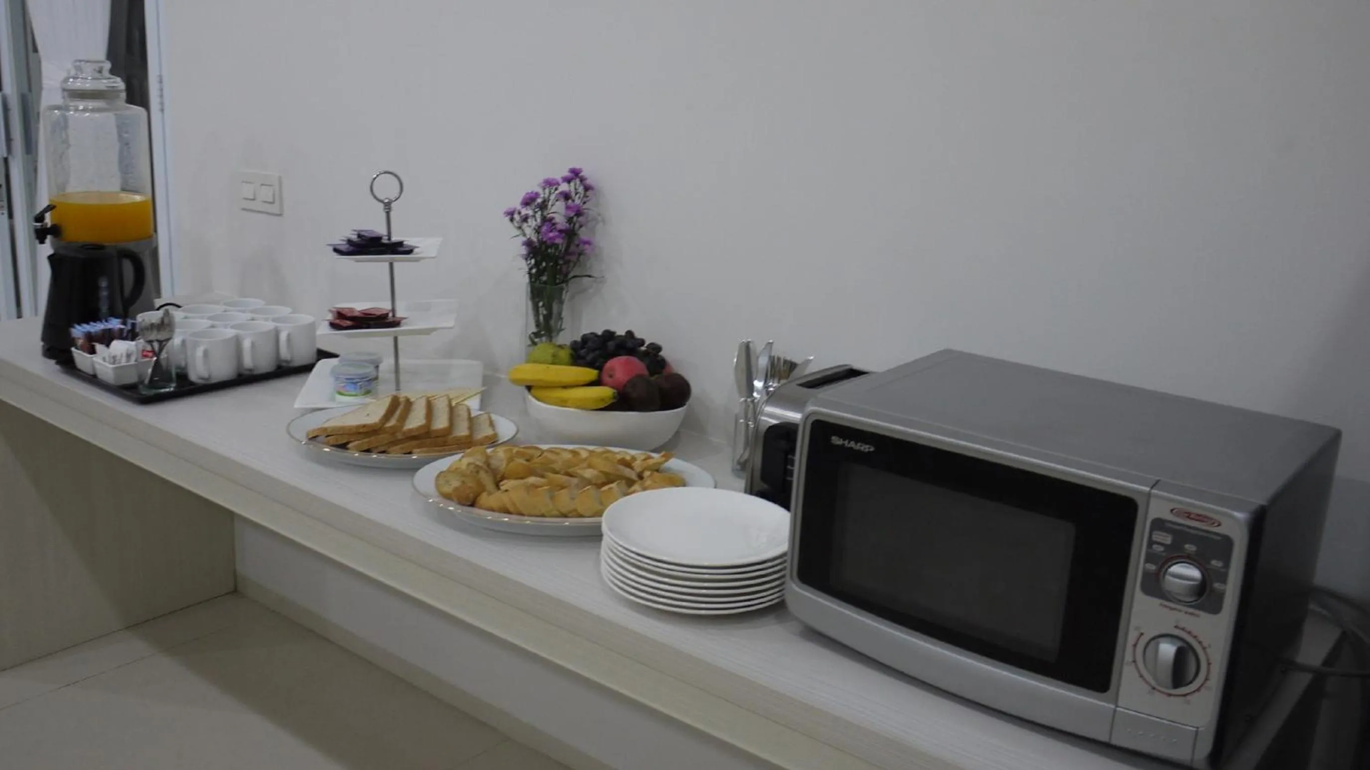 Kitchen or kitchenette in Mk House Scbd