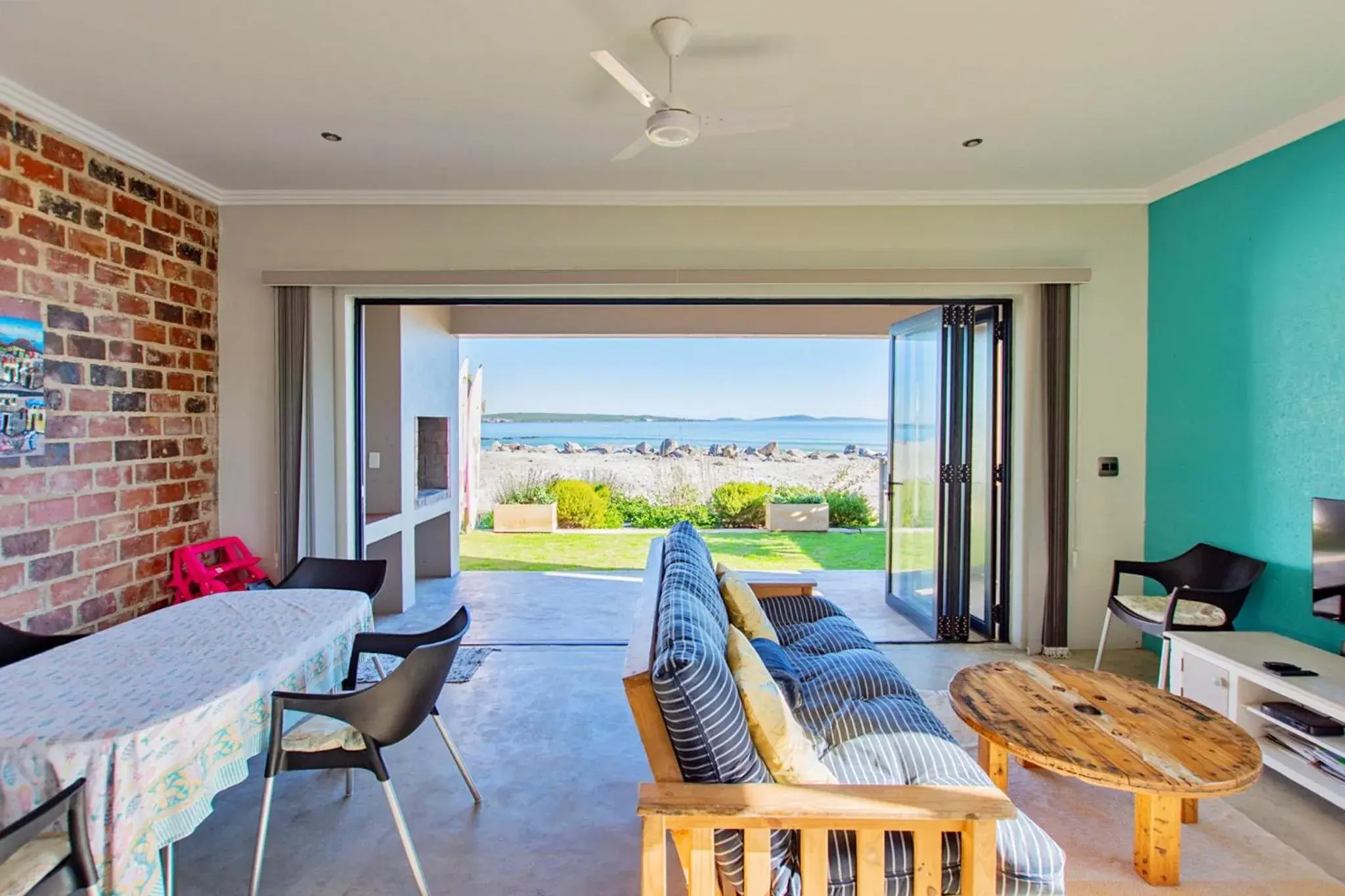 Beach Breakaway Apartment Beach Breakaway Apartment