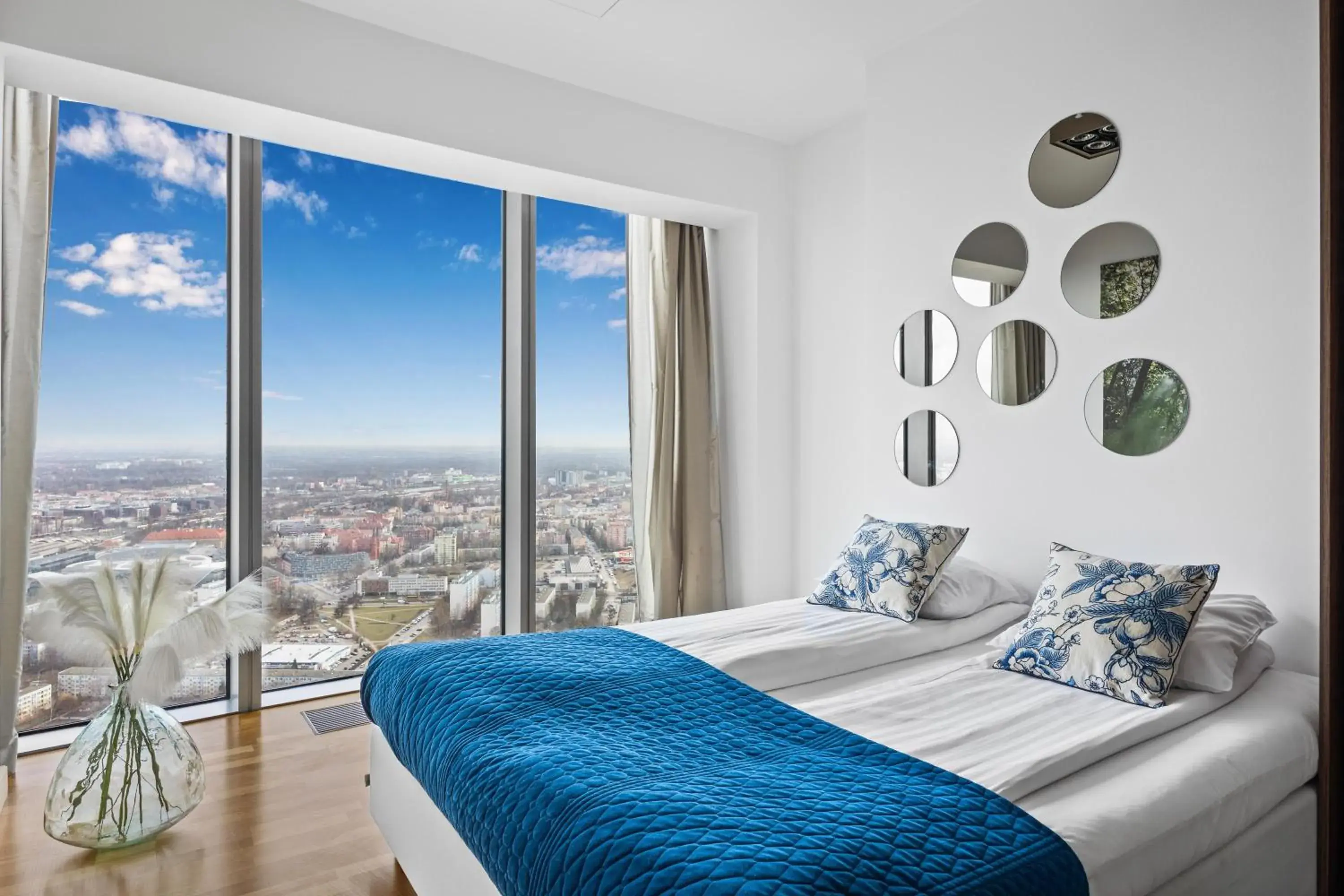 Two-bedroom Family Apartment in 30th+ Floor Apartments in Sky Tower Two-bedroom Family Apartment in 30th+ Floor Apartments in Sky Tower