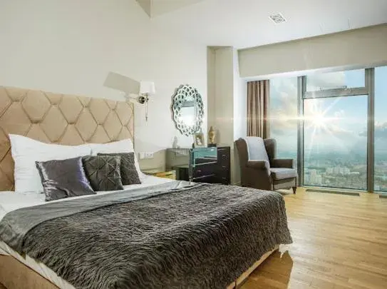 Two-Bedroom Apartment in 30th+ Floor Apartments in Sky Tower Two-Bedroom Apartment in 30th+ Floor Apartments in Sky Tower