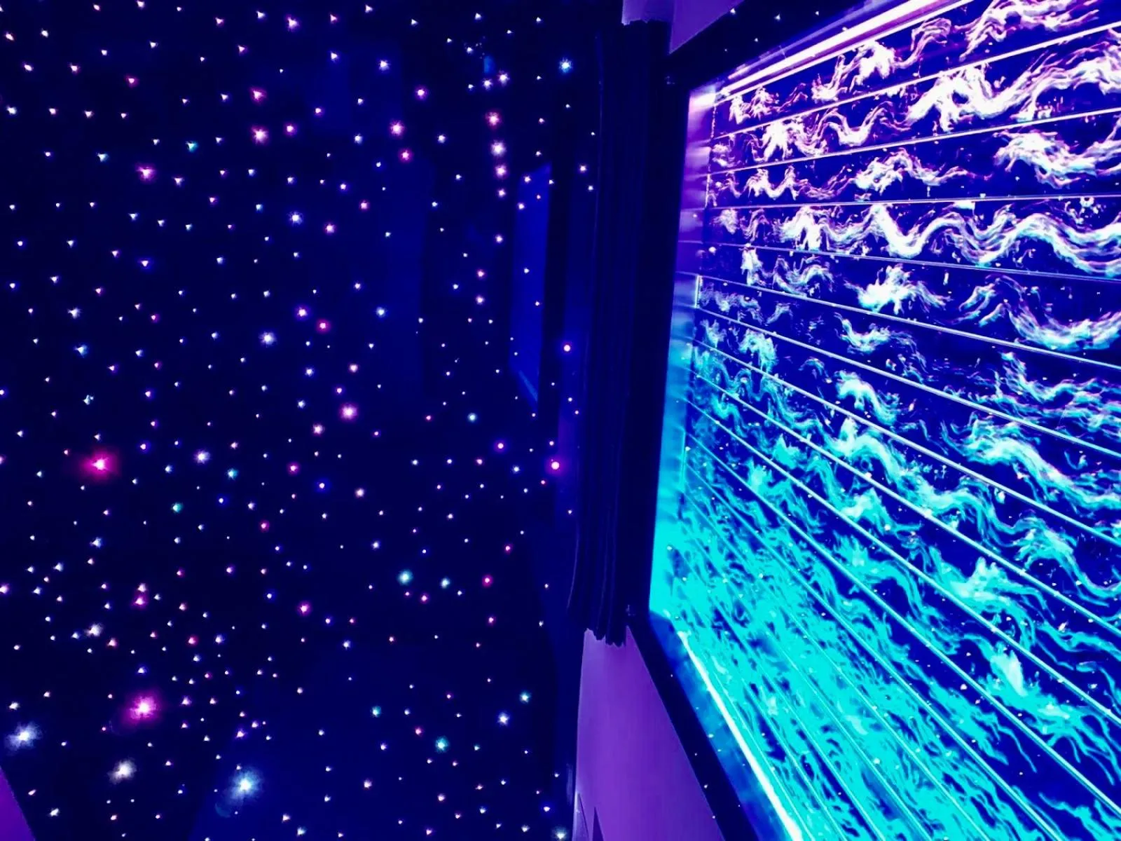 Evening entertainment in 30th+ Floor Apartments in Sky Tower