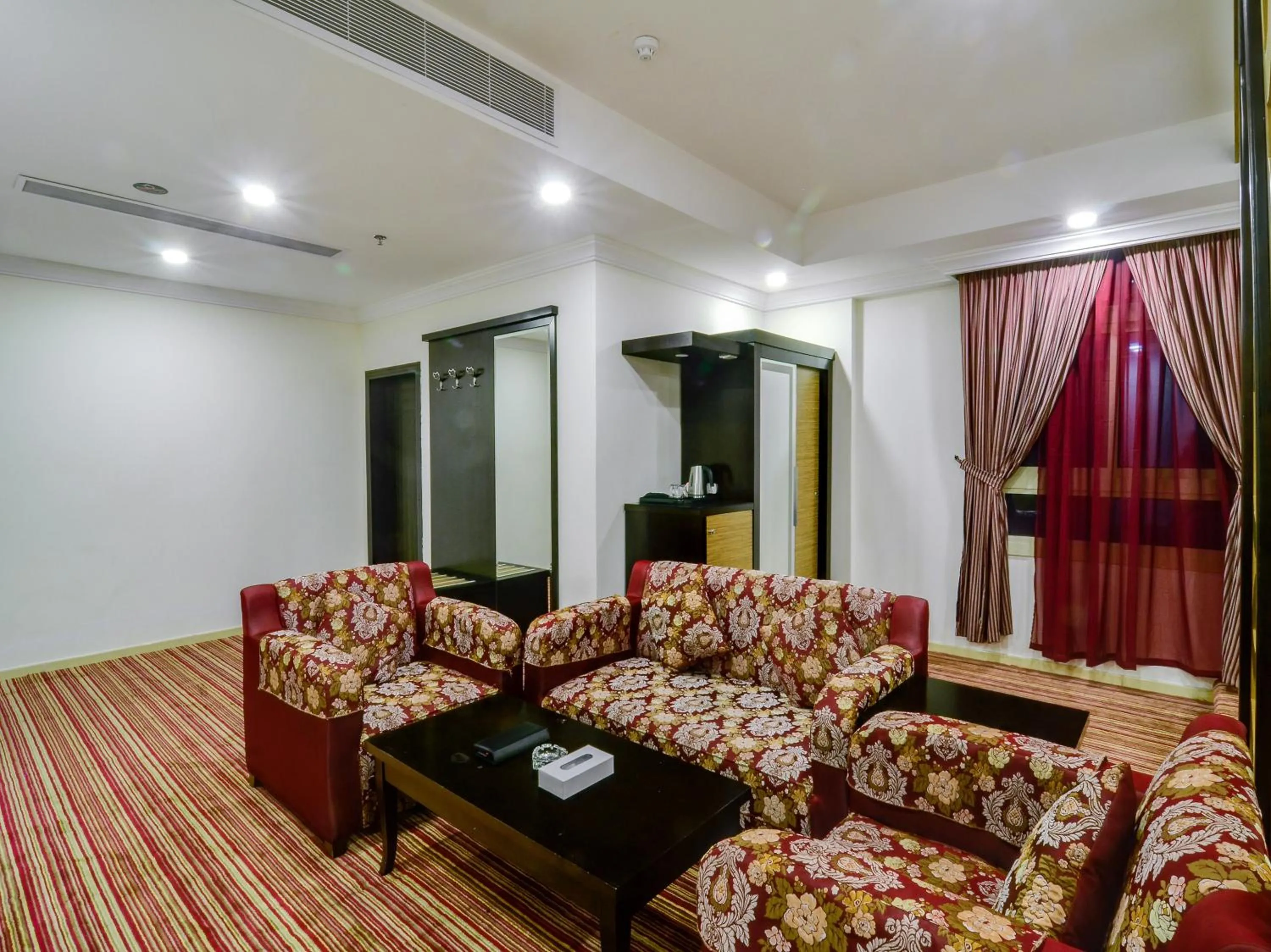 Living room in Elaf Suites Al-Andalus