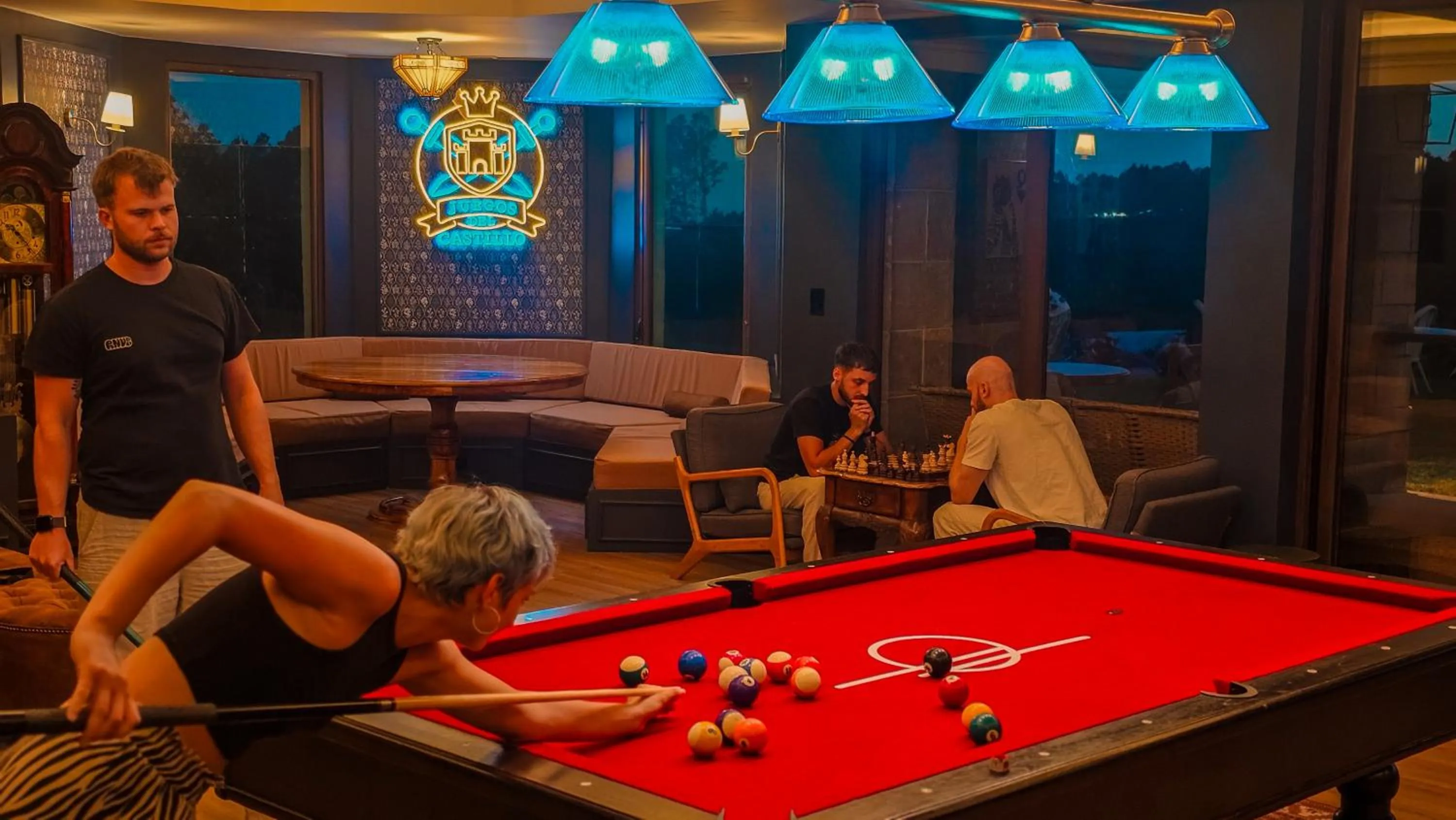 Billiard in Bambuda Castle