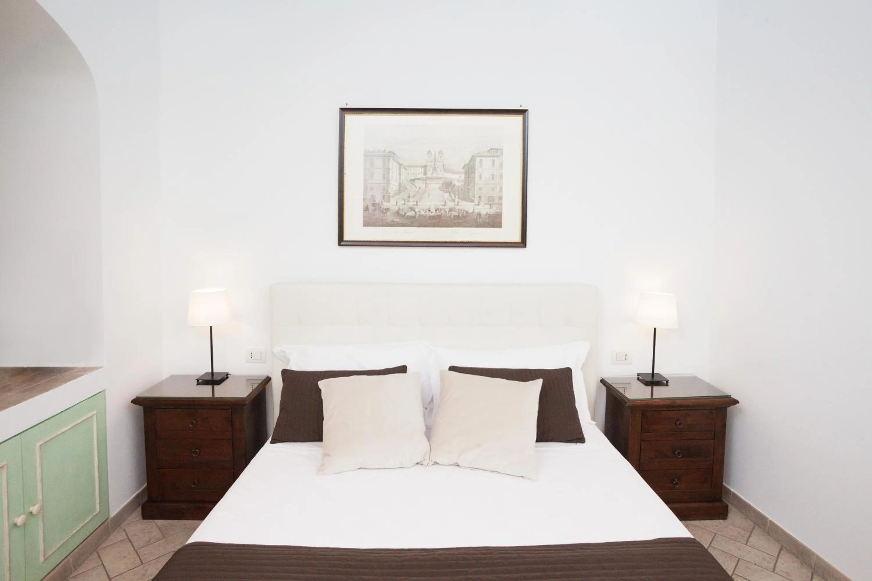 Bedroom, Bed in Tritone 91 Apartments