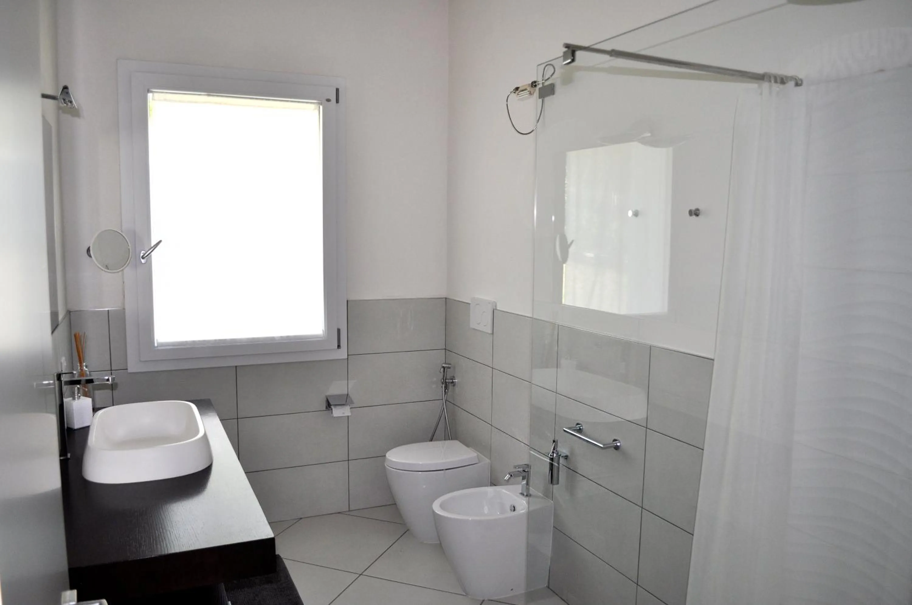 Shower in Gan Eden B&B