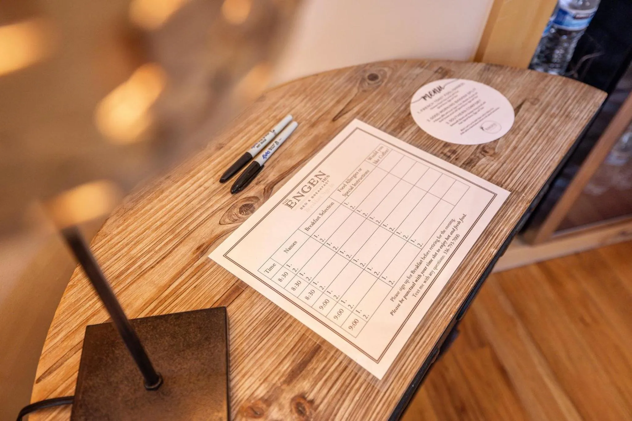 Dining area in Engen Hus Bed and Breakfast