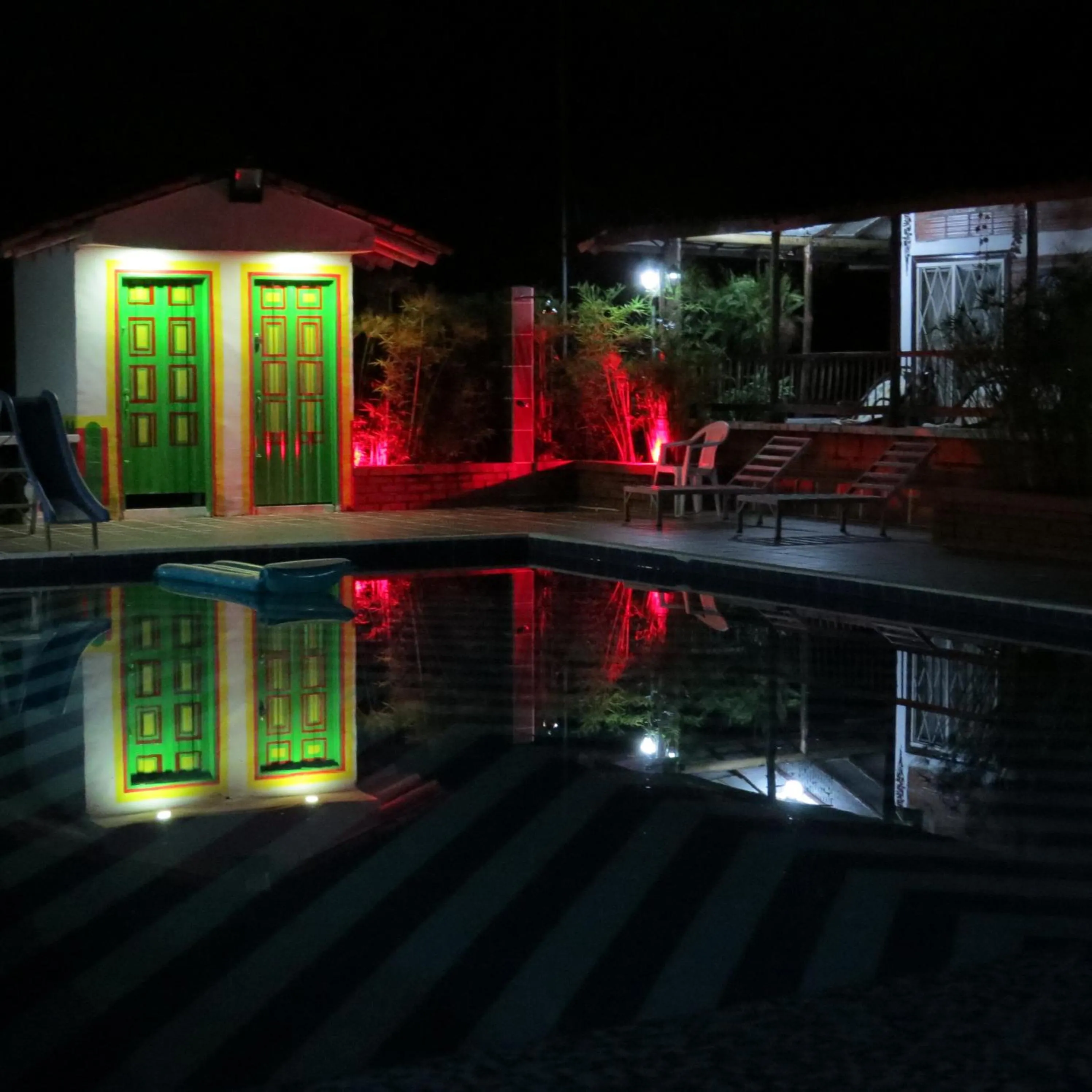 Property building in Villa Luzandi