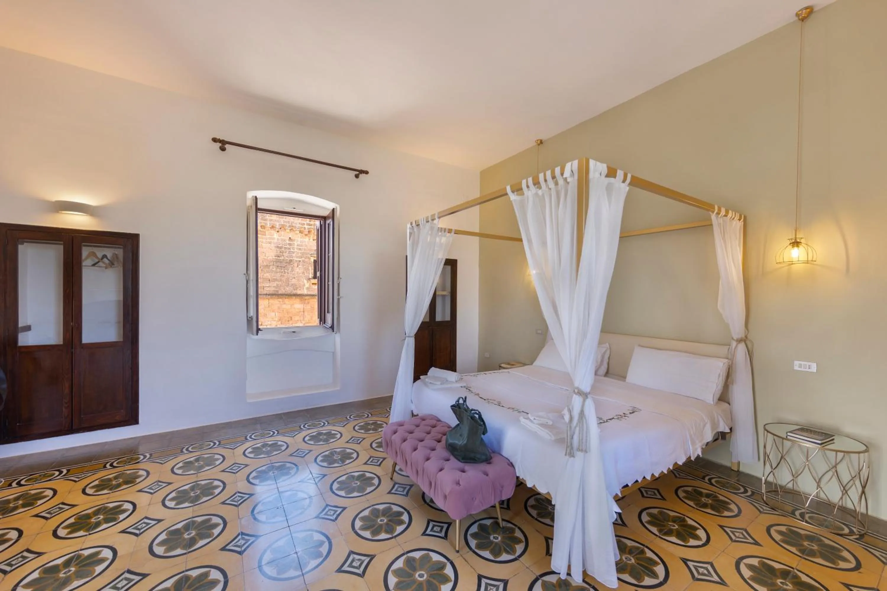 Photo of the whole room, Bed in Masseria Zanzara