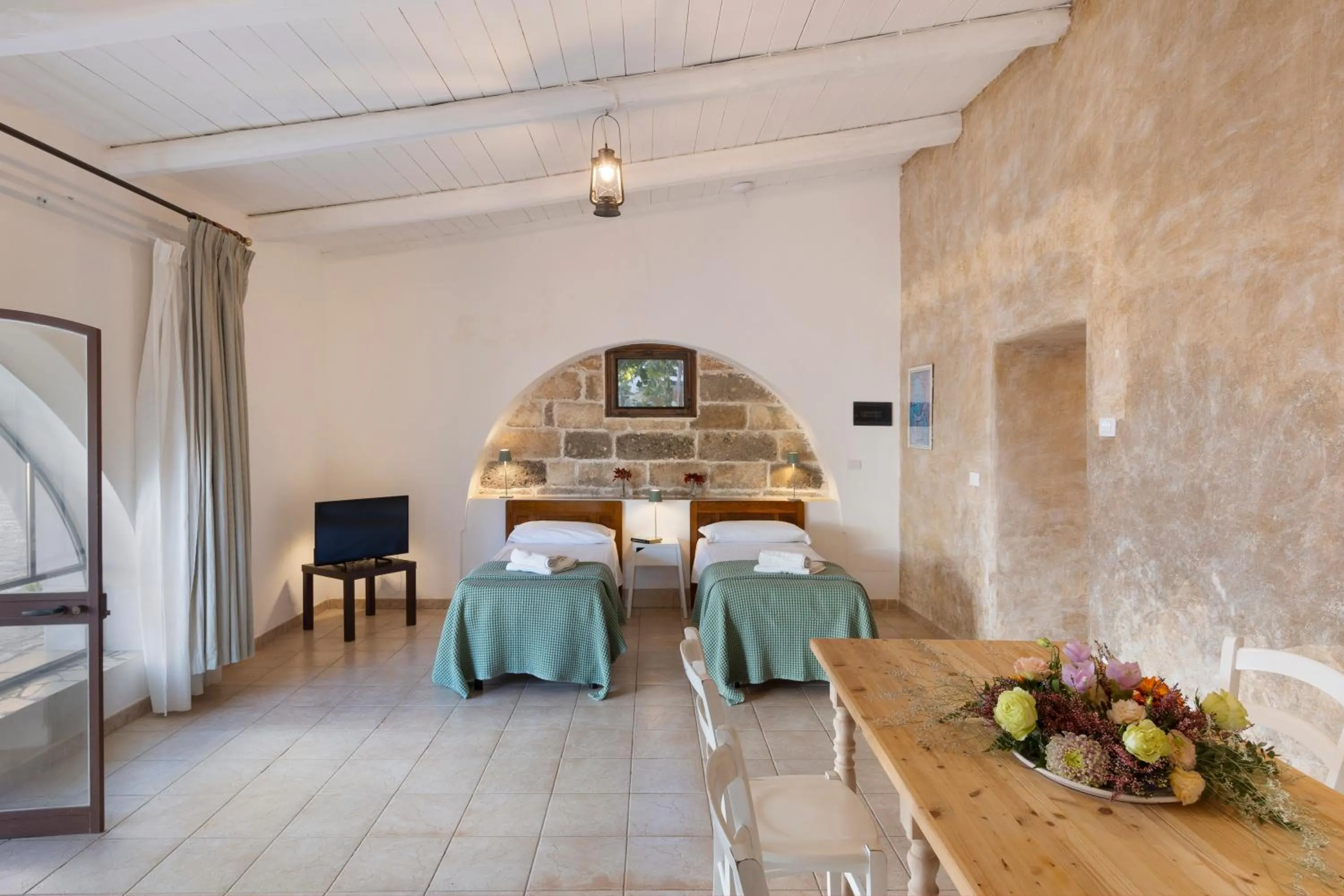 Photo of the whole room, Bed in Masseria Zanzara