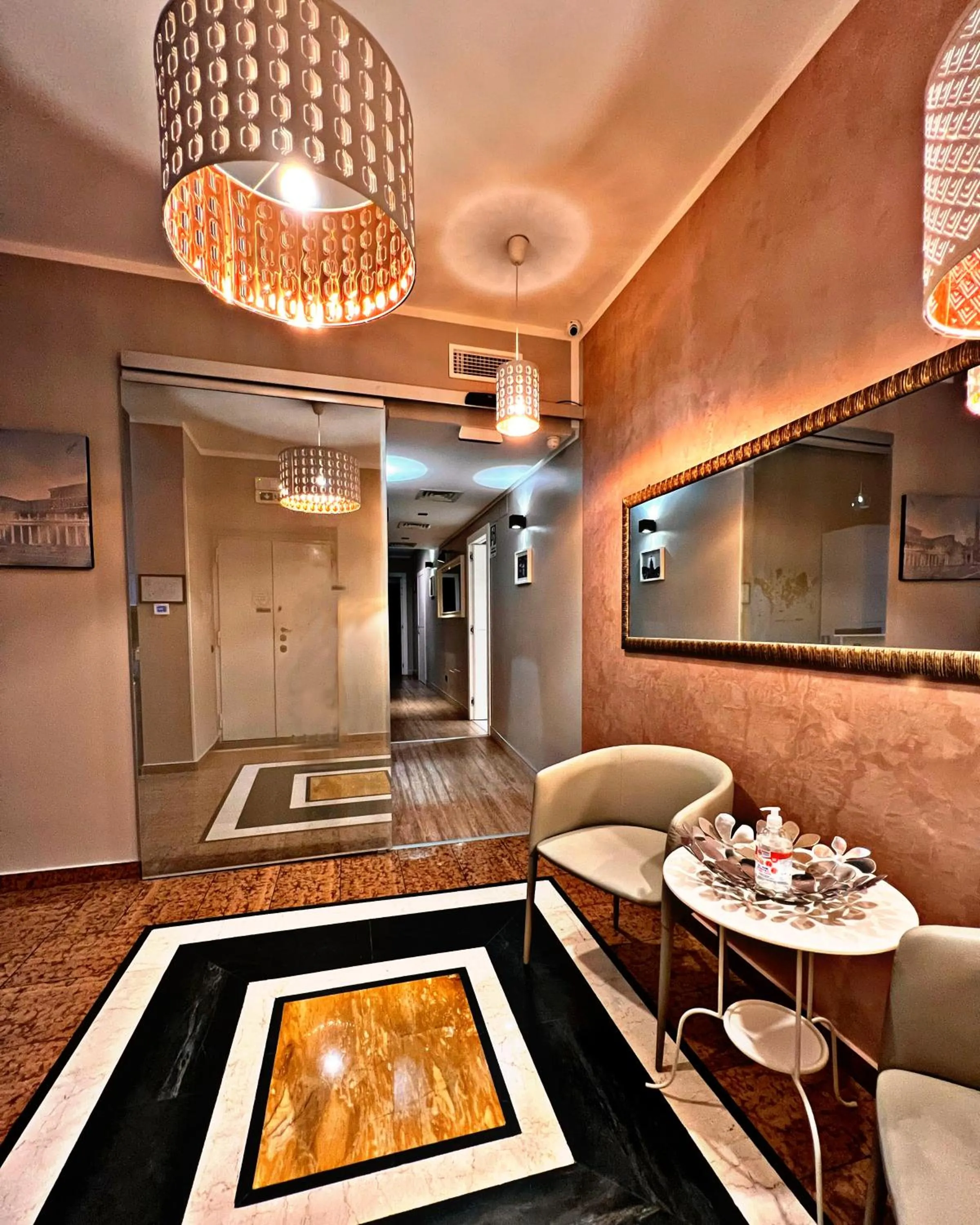 Lobby or reception in Fabio Massimo Guest House