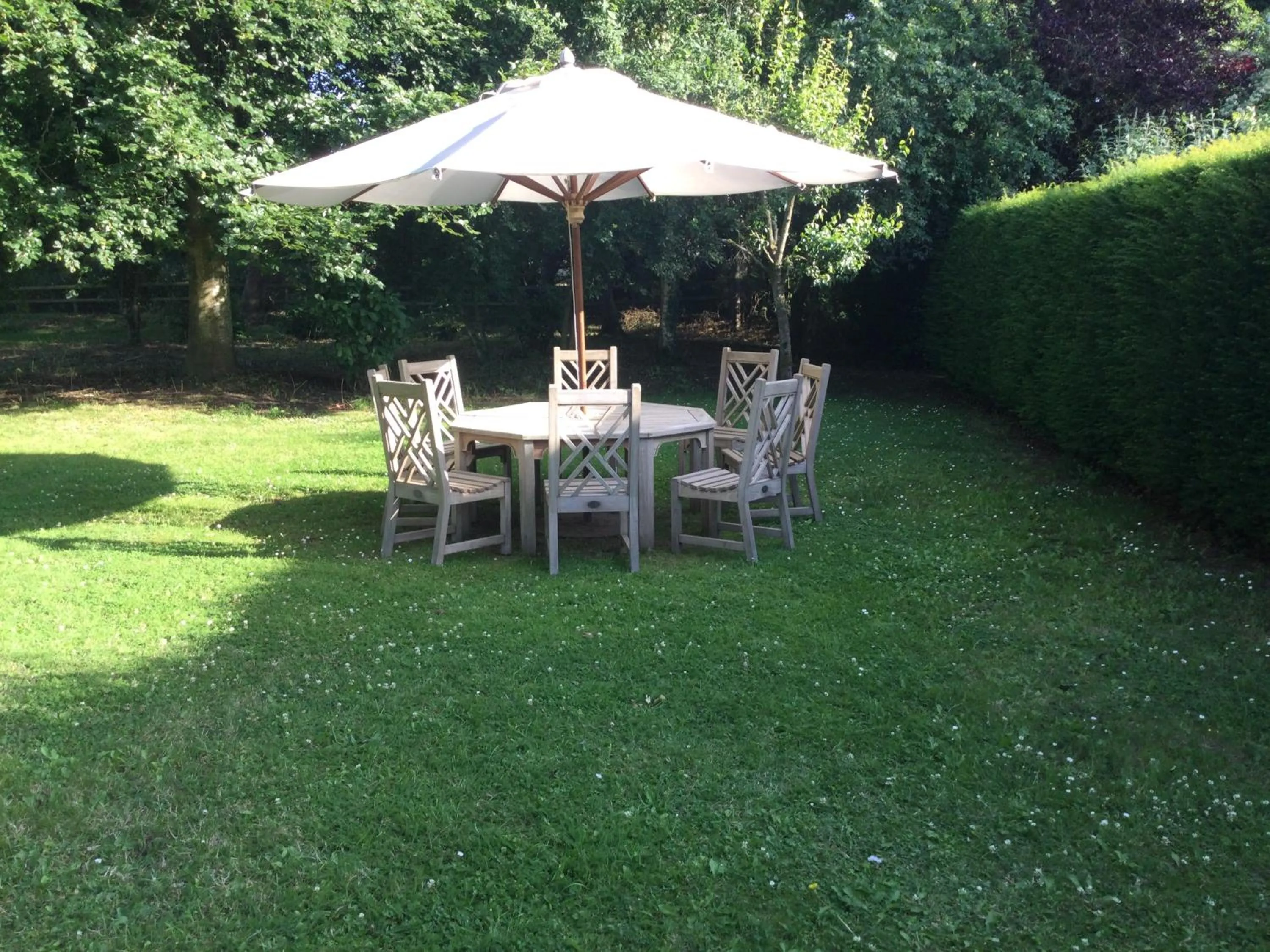 Field End House Strawberry Lane Meysey Hampton