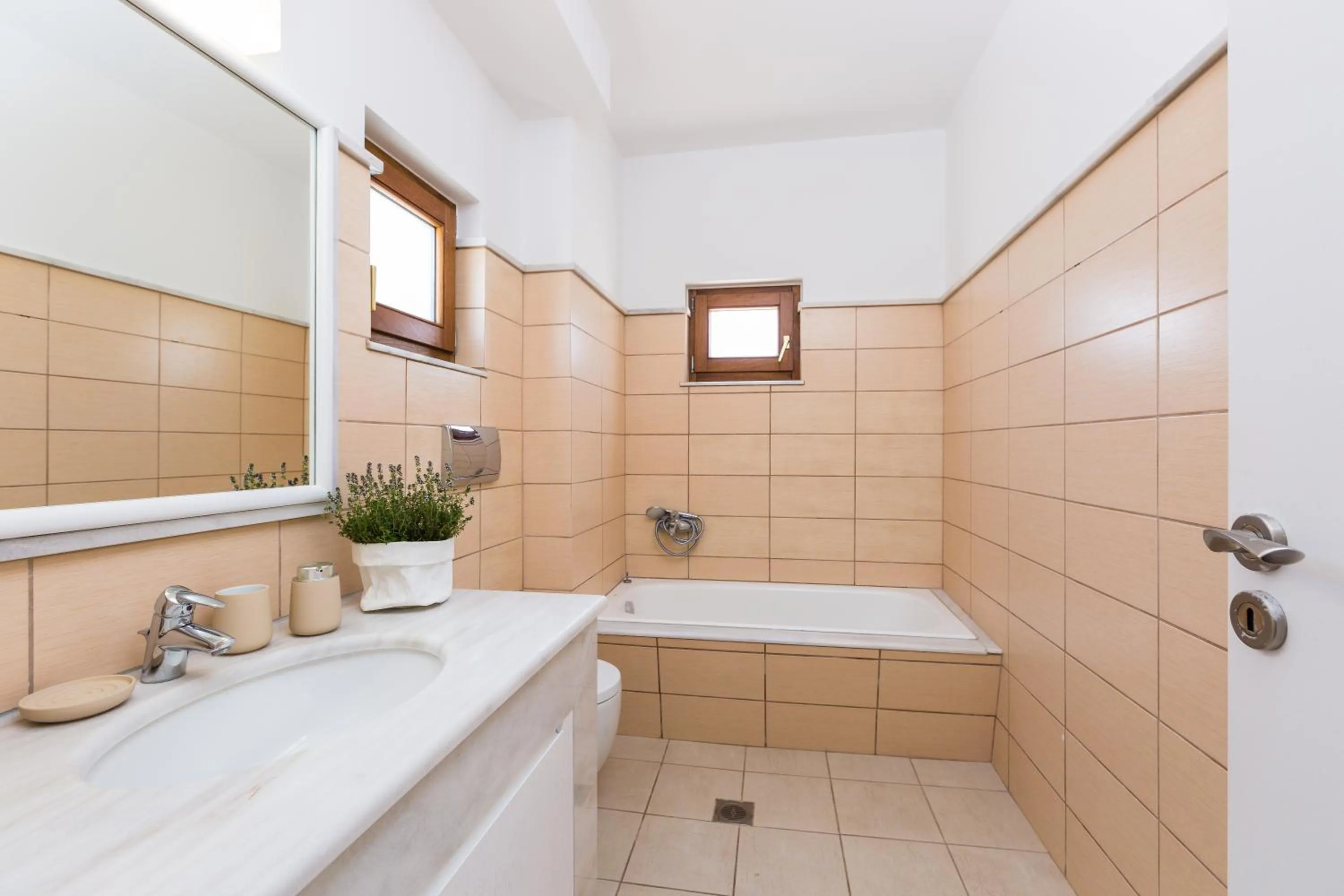 Toilet in Mikro Livadi Special Lodges - Has an Eco Salt water pool - 150m from the beach