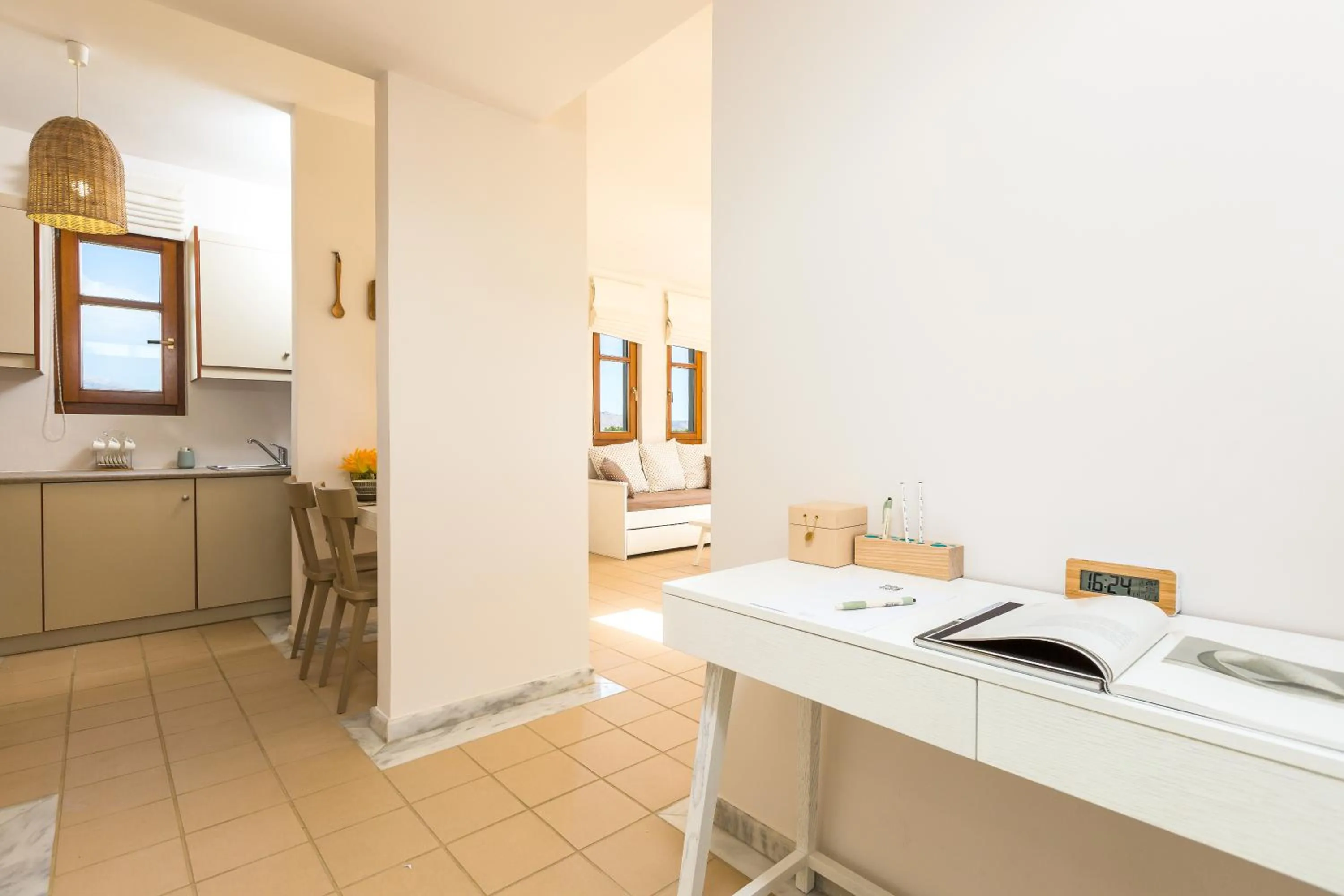 Library in Mikro Livadi Special Lodges - Has an Eco Salt water pool - 150m from the beach