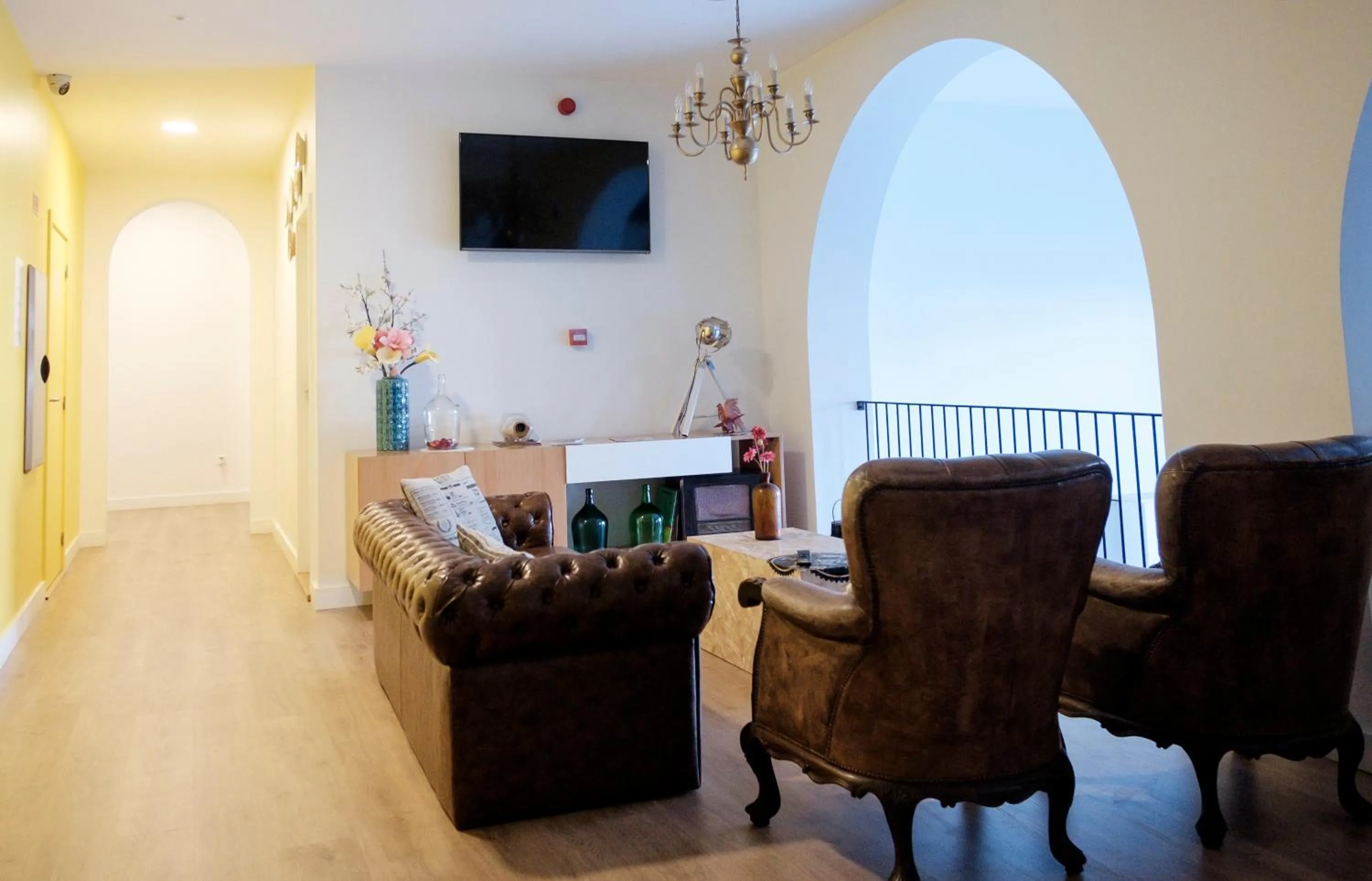 Communal lounge/ TV room in HI!GO