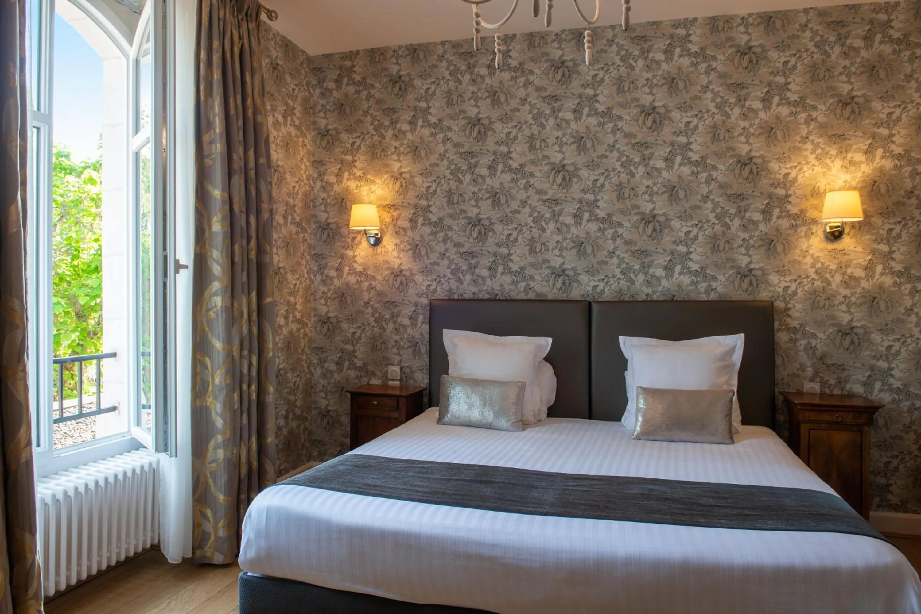 Bedroom, Bed in Le Relais Des Landes - Demeures et Chateaux