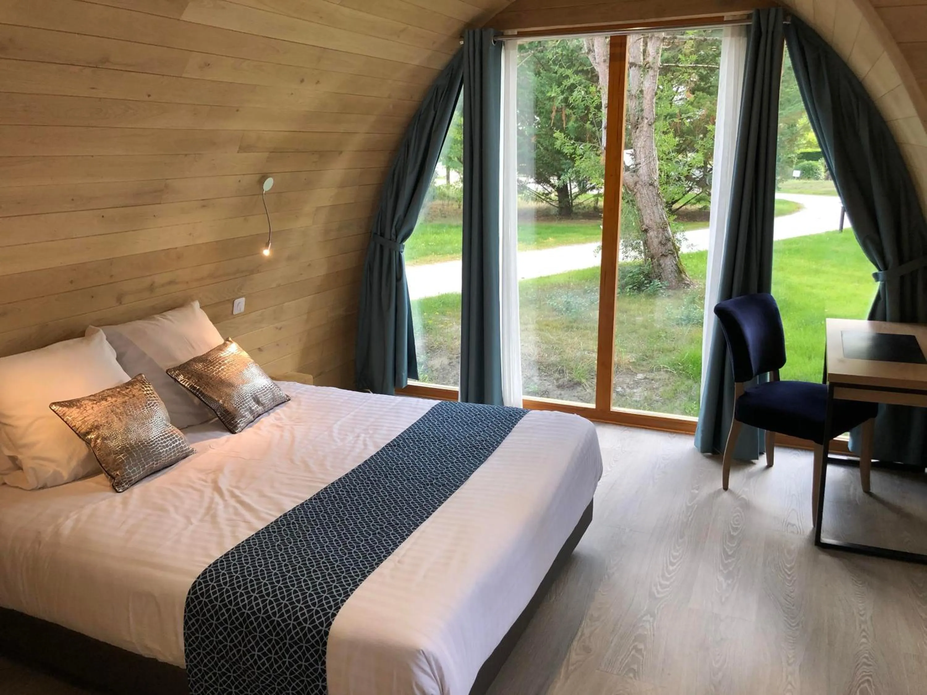 Bedroom, Bed in Le Relais Des Landes - Demeures et Chateaux