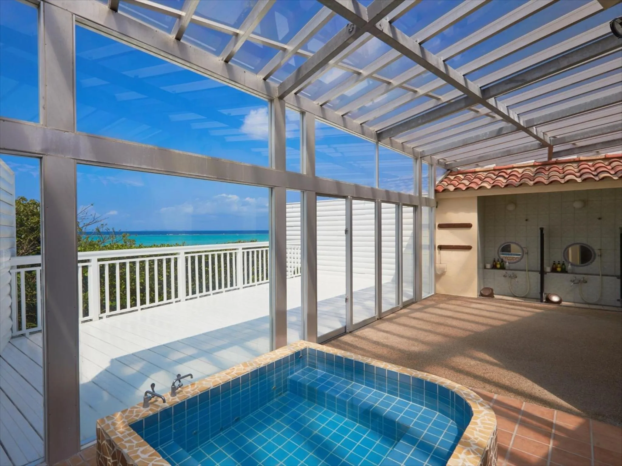 Sauna in Wood Pecker Nakijin