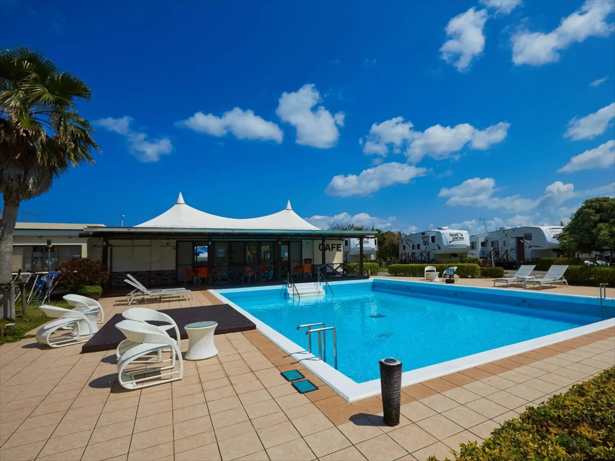 Swimming pool in Wood Pecker Nakijin Swimming pool in Wood Pecker Nakijin