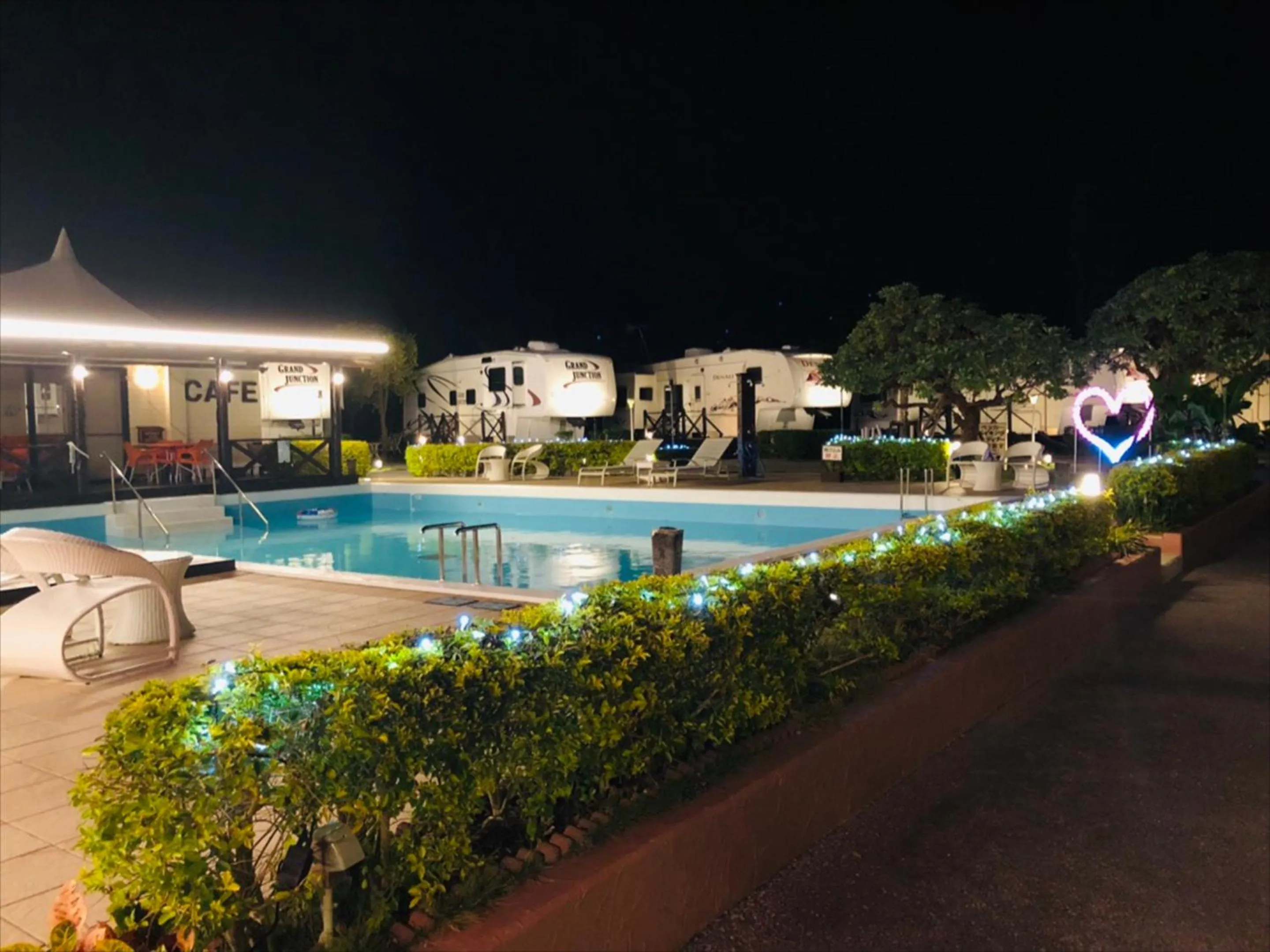 Property building in Wood Pecker Nakijin