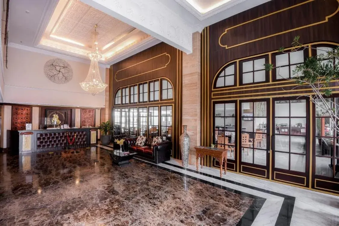 Lobby or reception in D'Senopati Malioboro Grand Hotel