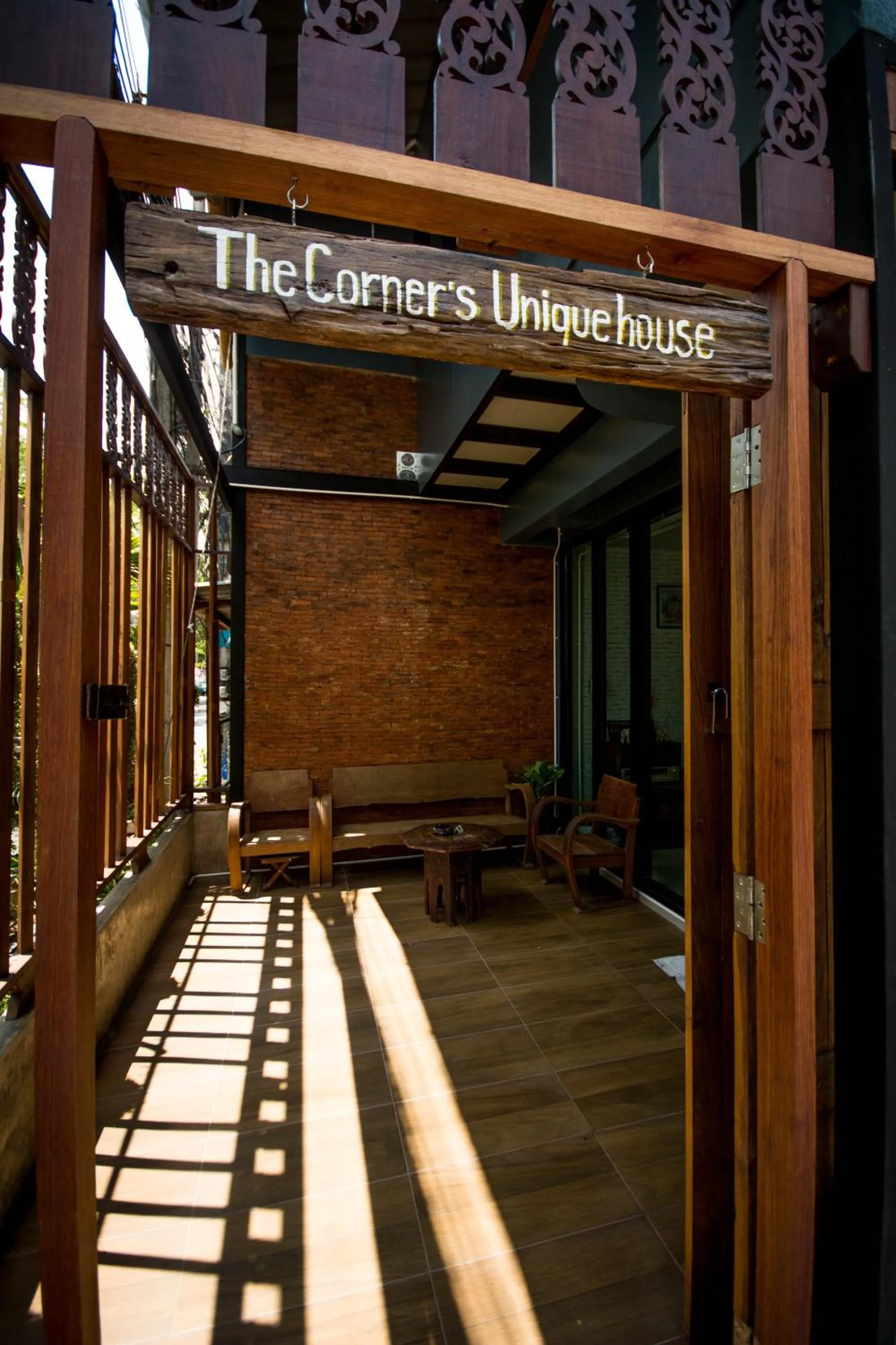 Facade/entrance in The Corner's unique house