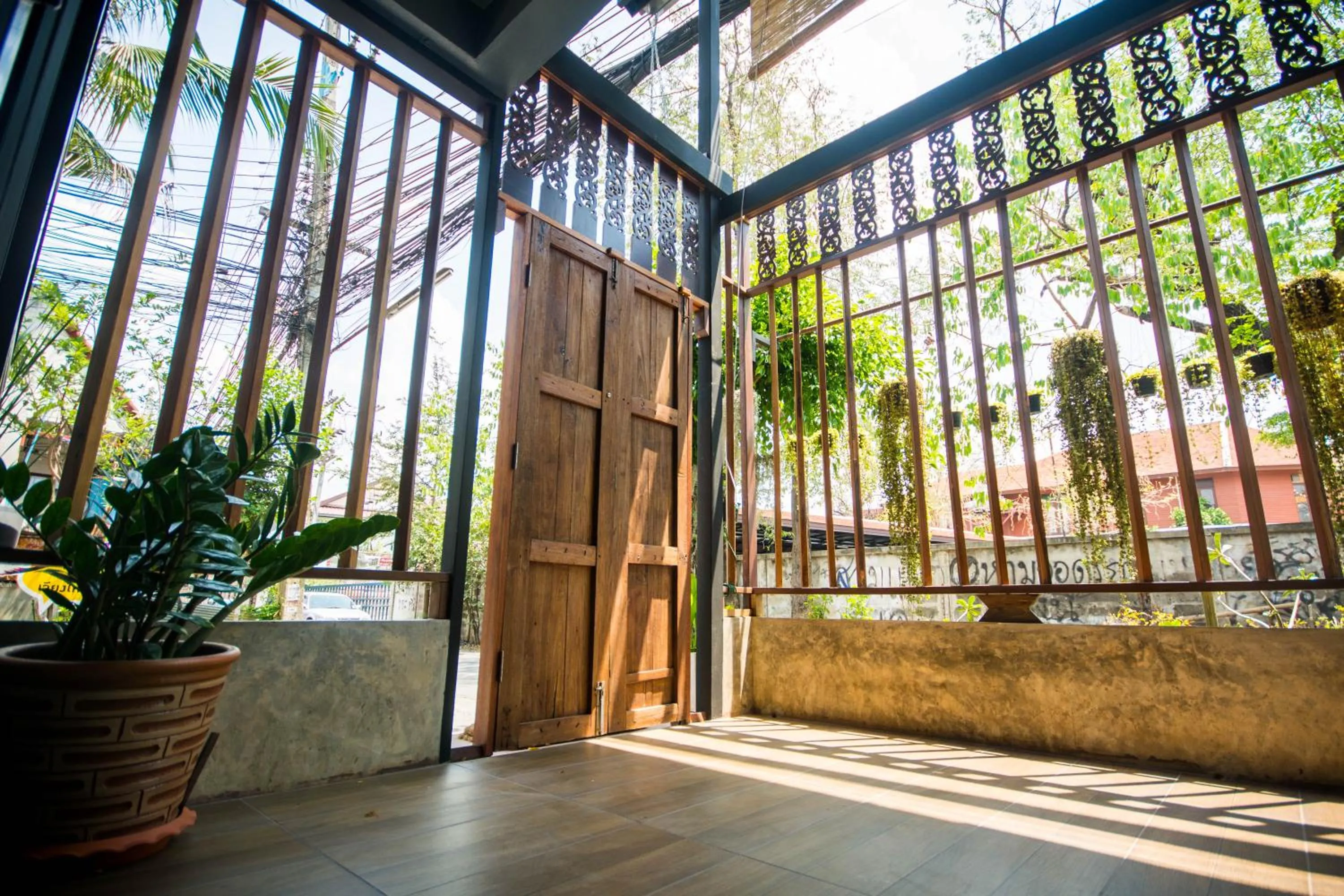 Facade/entrance in The Corner's unique house