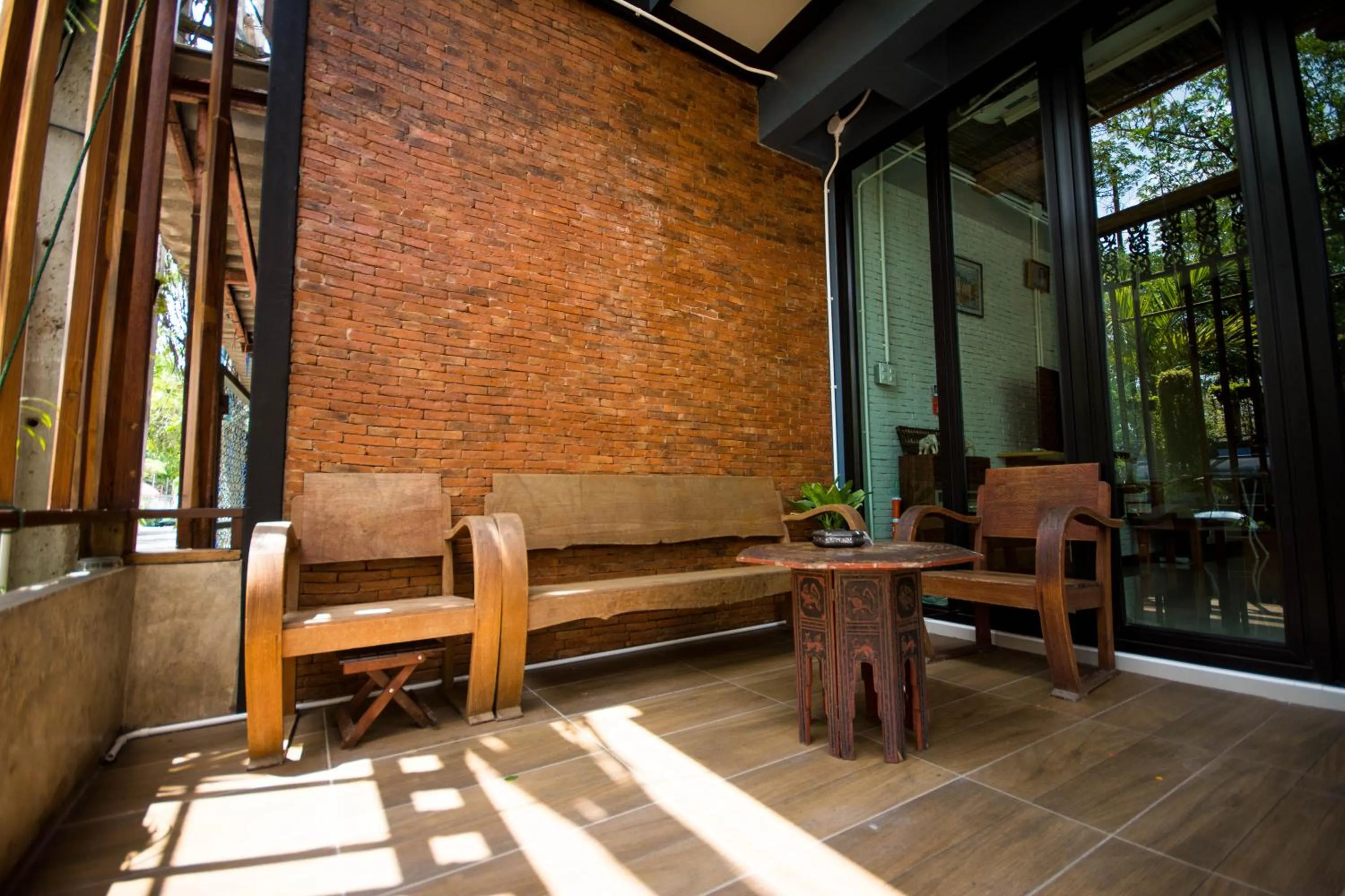 Facade/entrance in The Corner's unique house