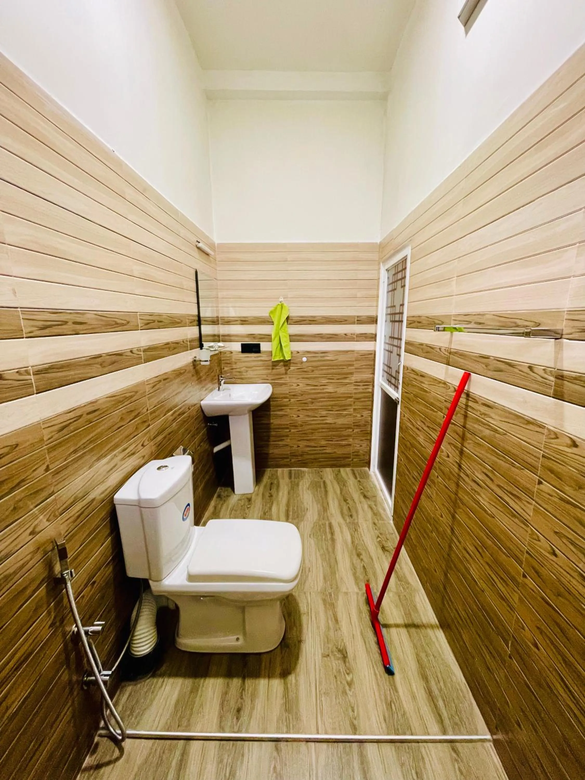 Shower in Pelli Riverine