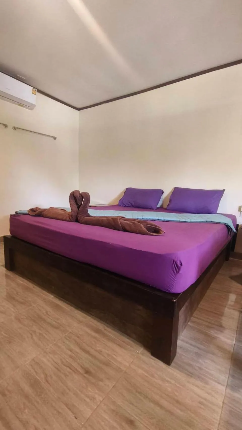 Bed in Cottage Hill at Lanta