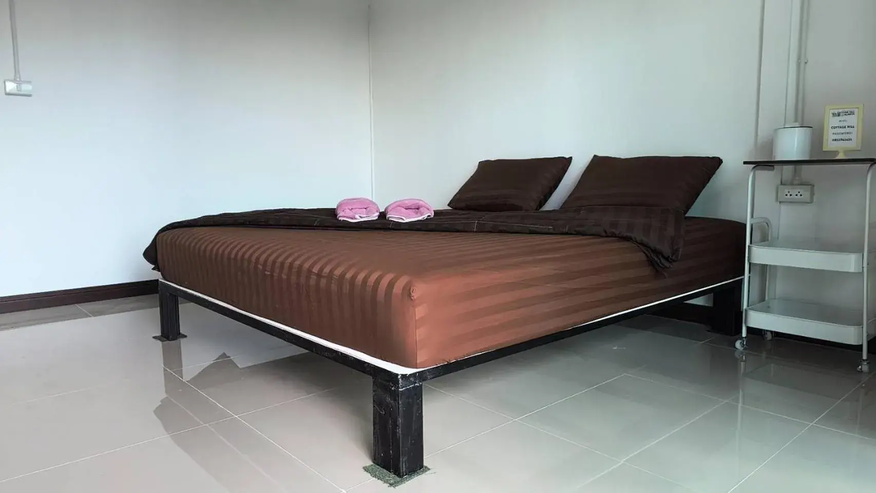 Bed in Cottage Hill at Lanta Bed in Cottage Hill at Lanta