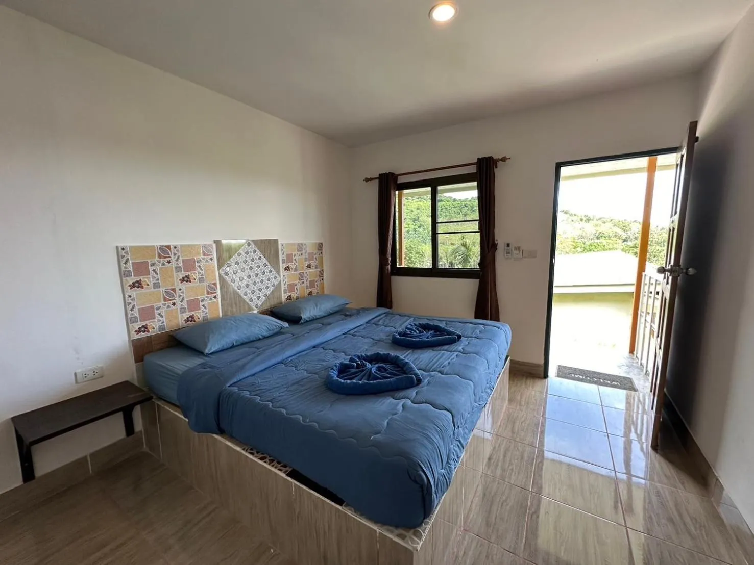 Bed in Cottage Hill at Lanta