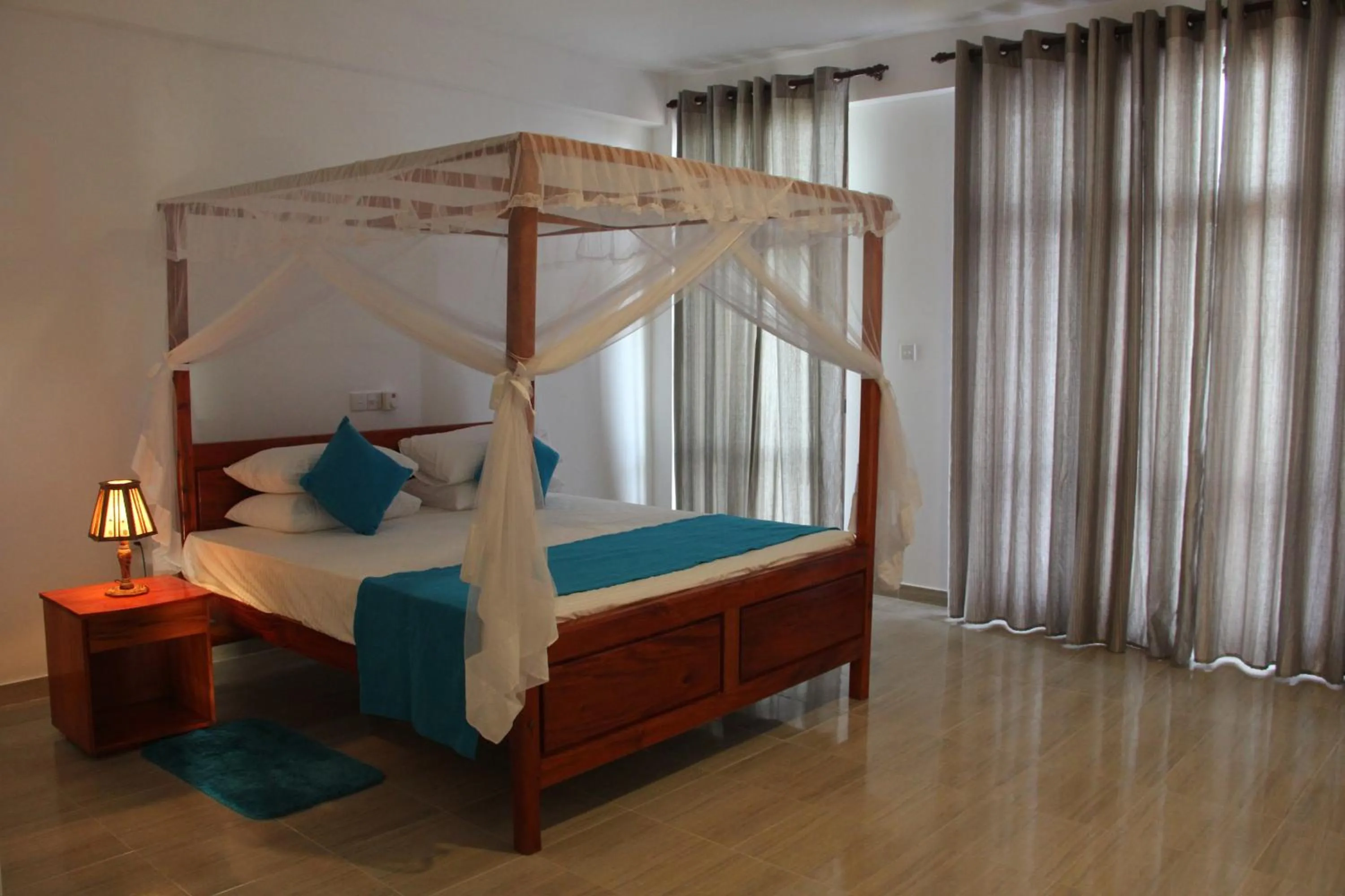 Savenrose Beach Villa