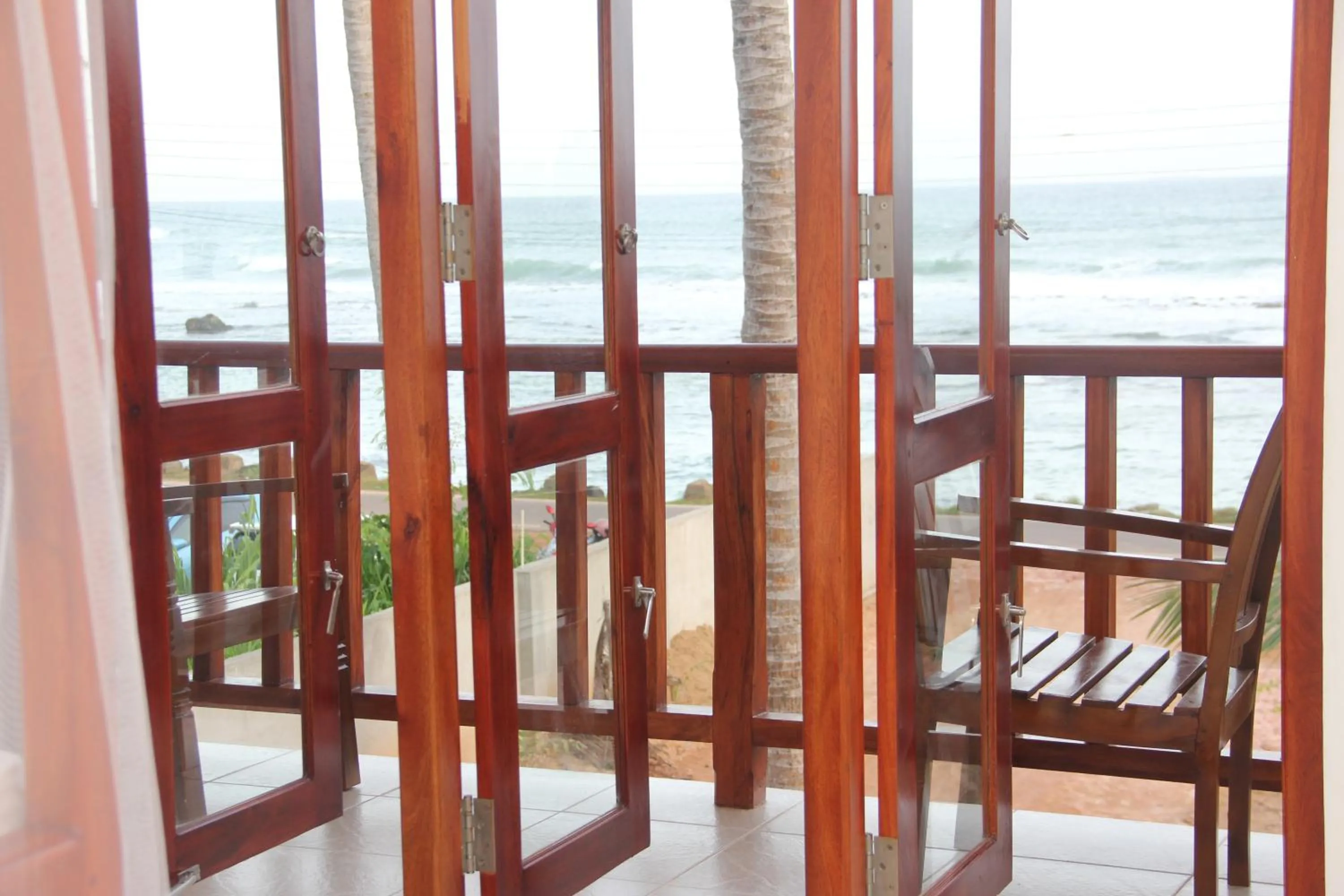 Savenrose Beach Villa