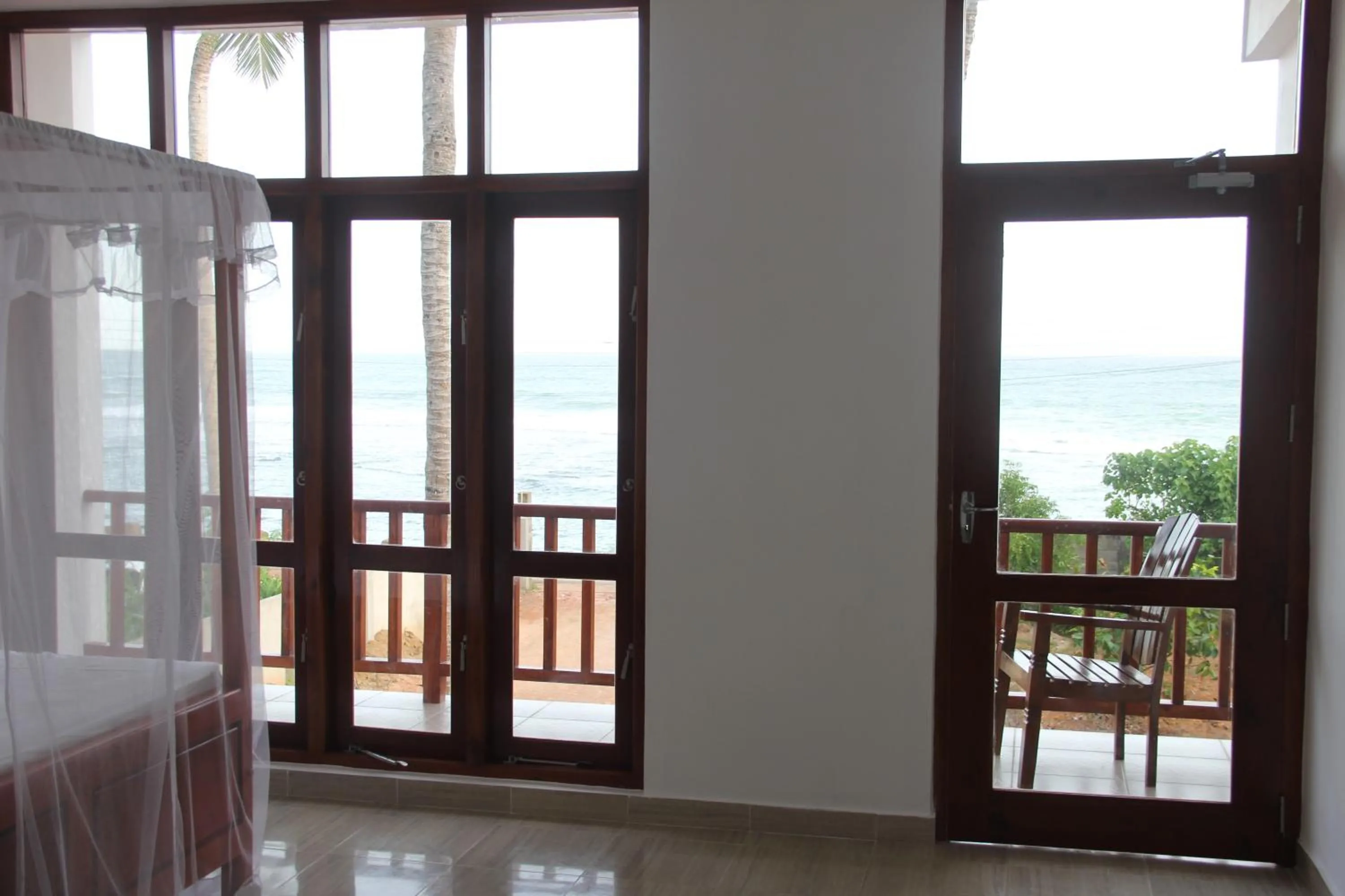 Savenrose Beach Villa