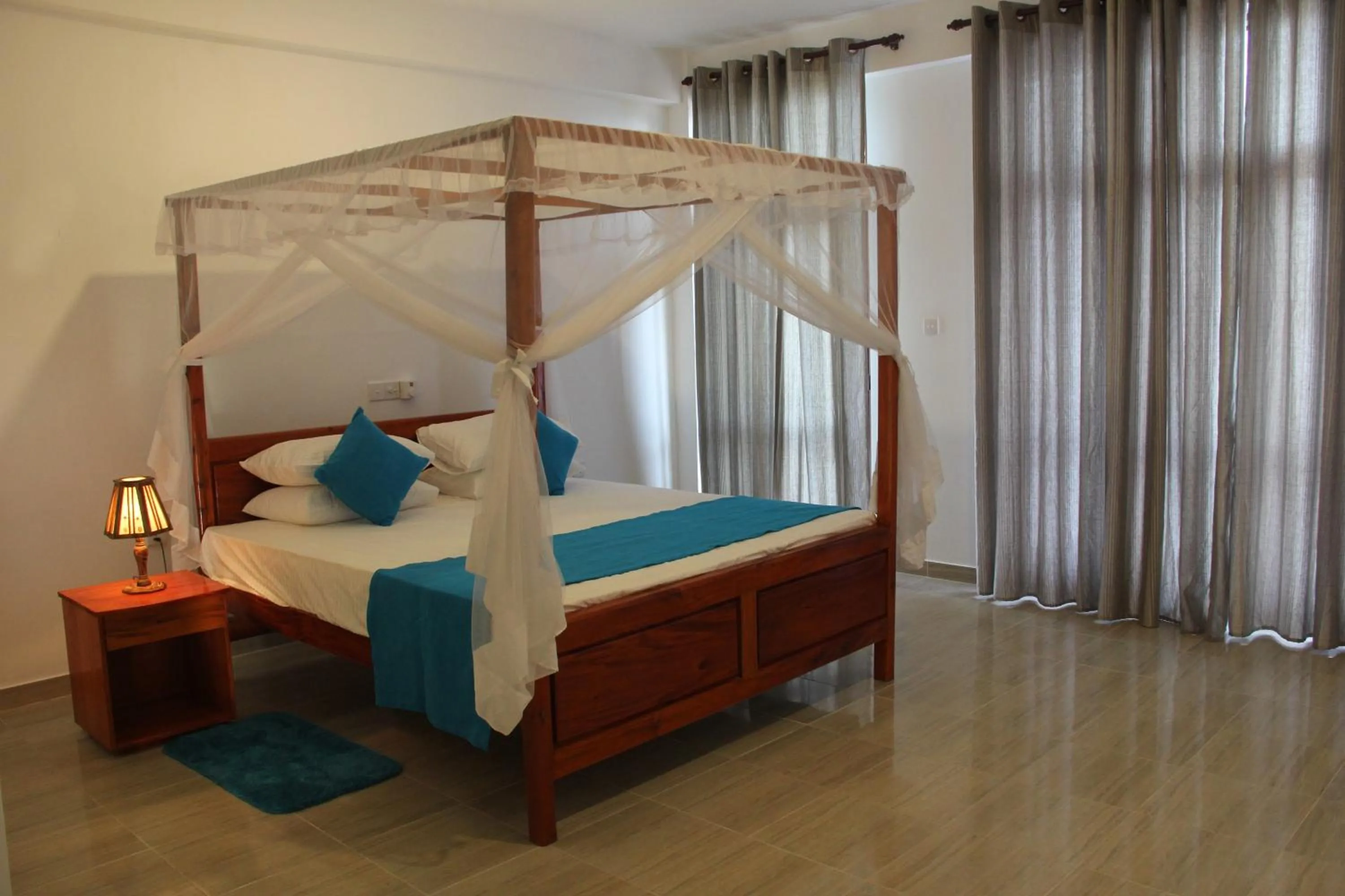 Savenrose Beach Villa