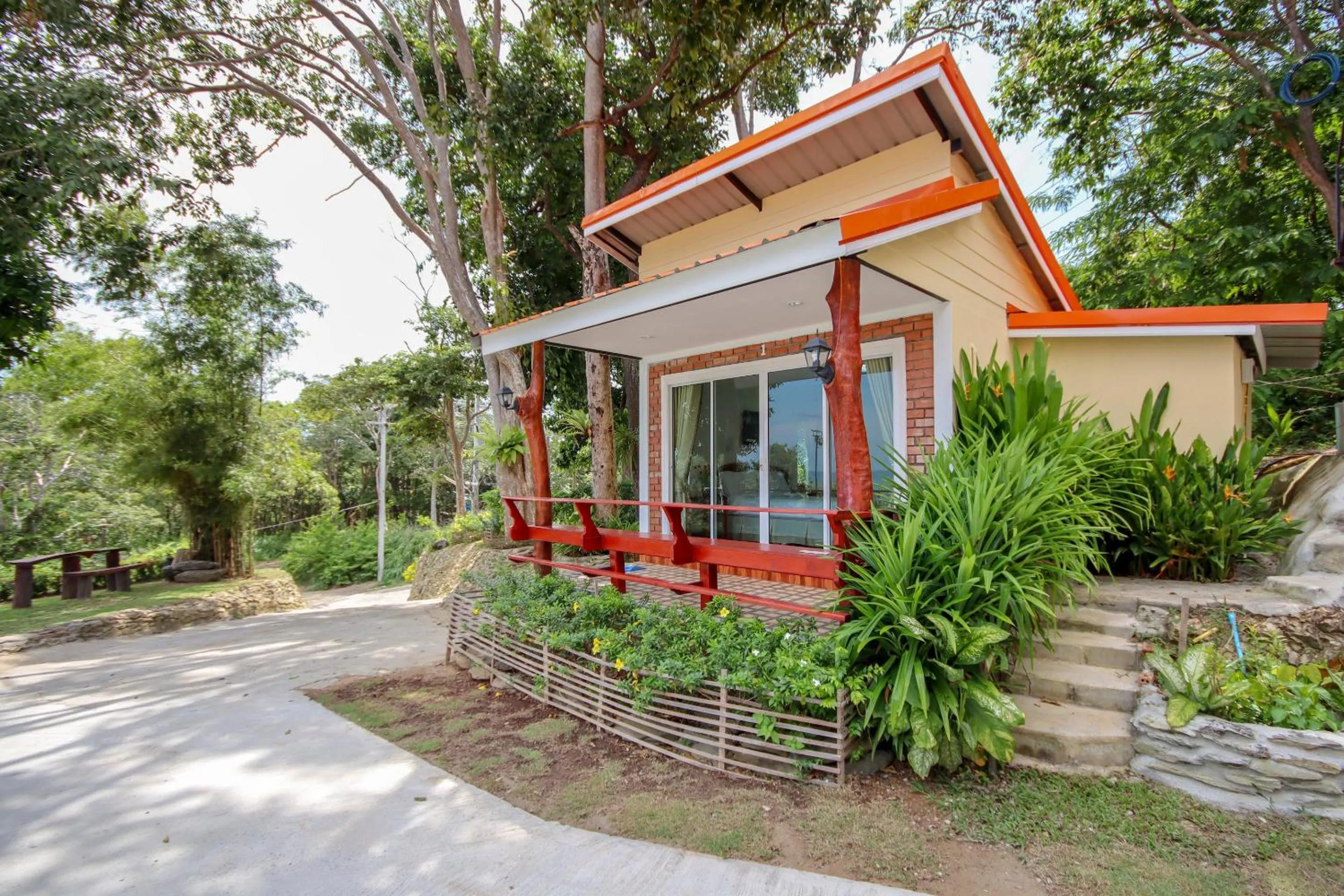 Facade/entrance in OYO 1085 Ma Lanta House