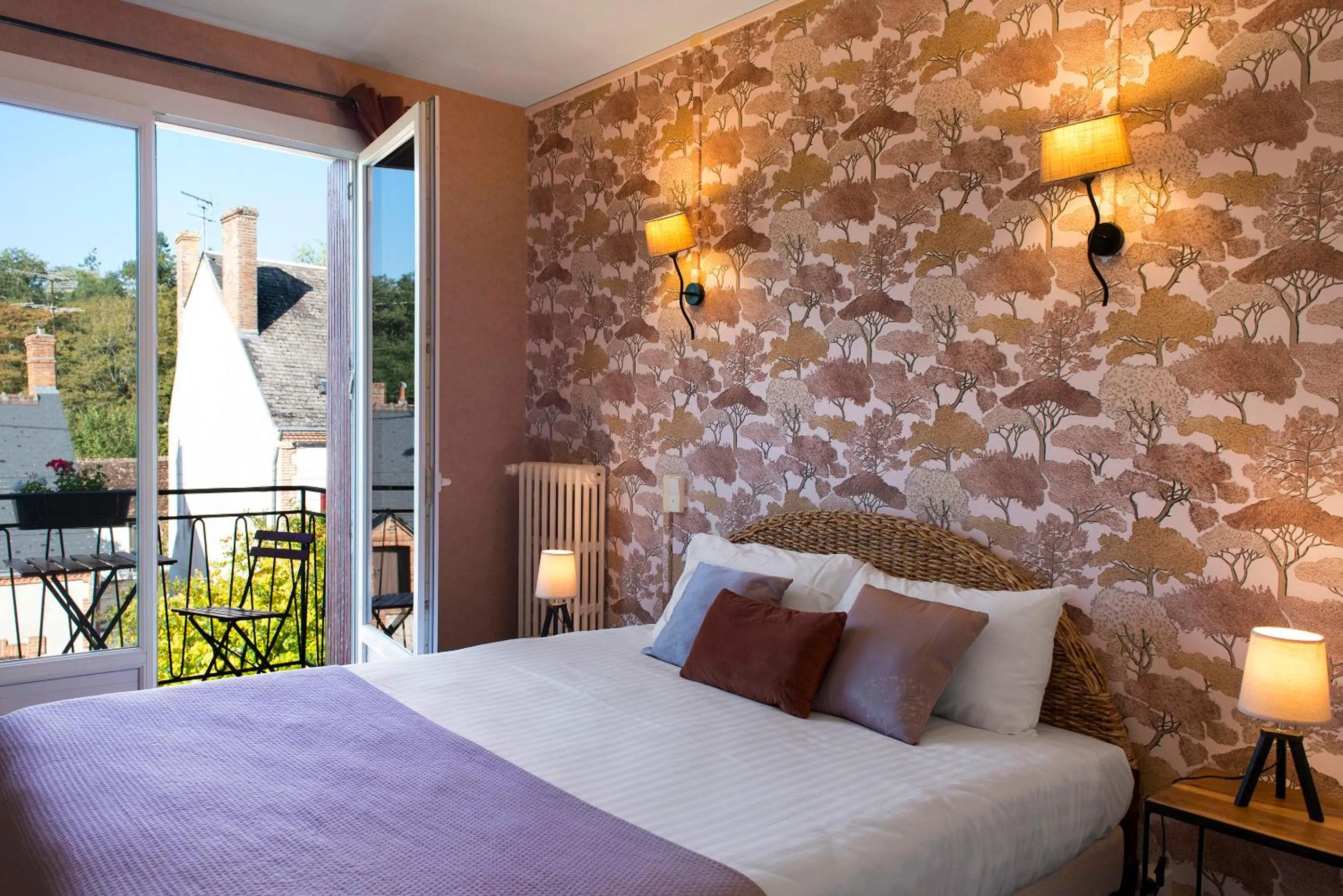 Bedroom, Bed in Logis Hôtel Saint Cyr