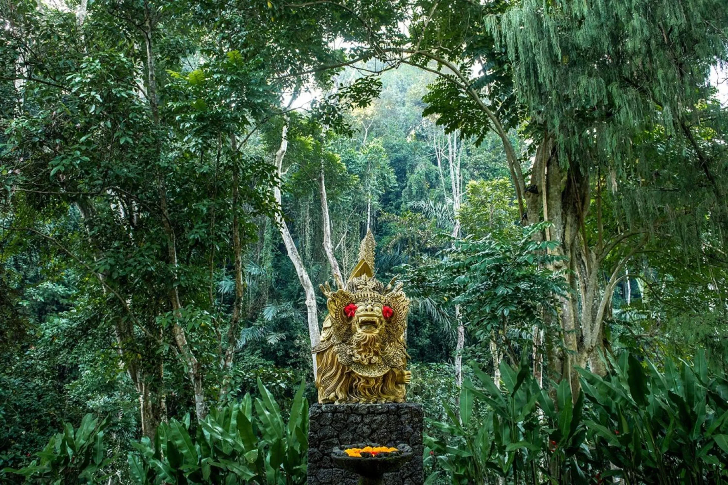 Property building in Dua Dari, a Residence by Hadiprana