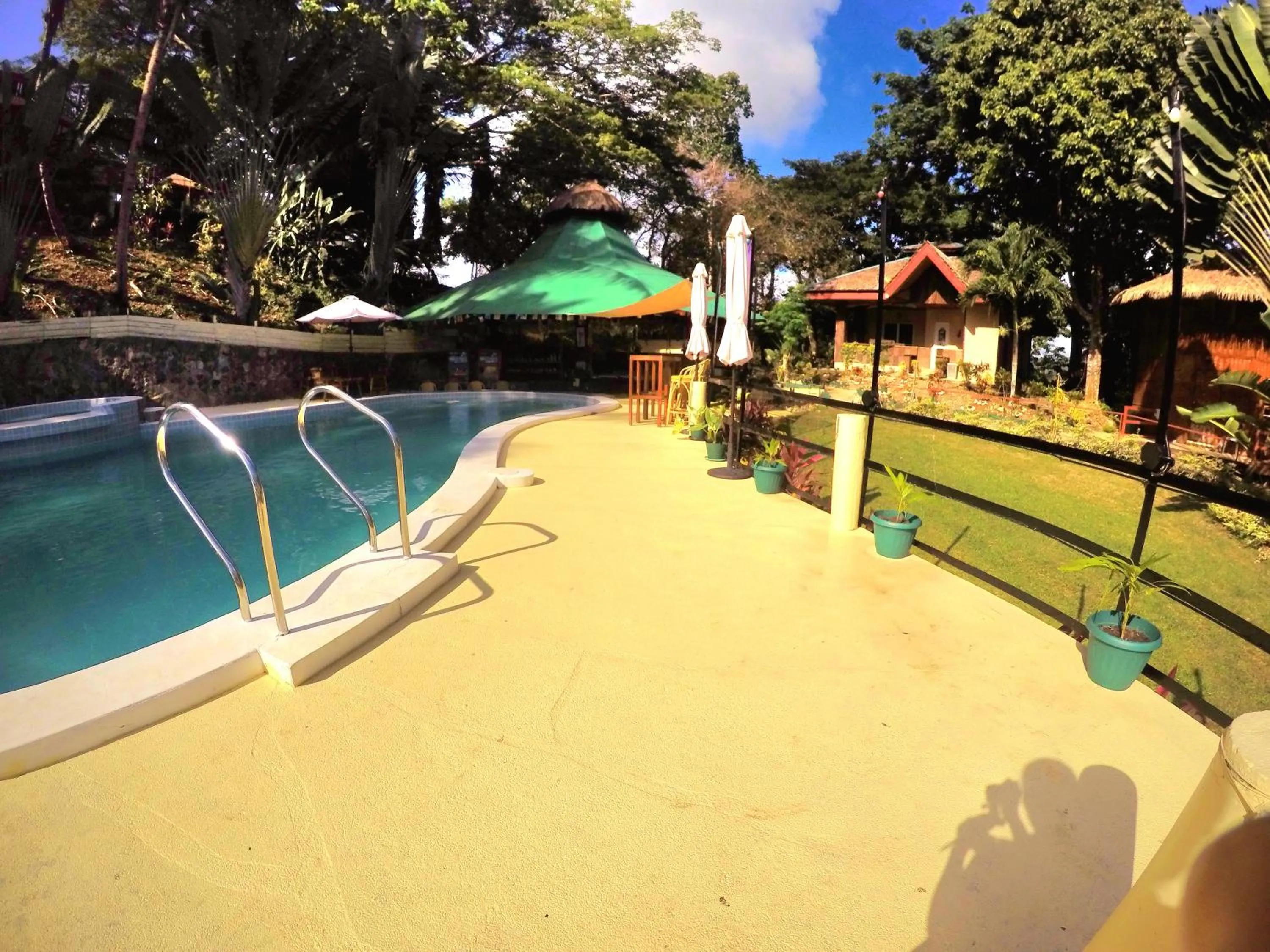 Al Hamra Jungle Resort