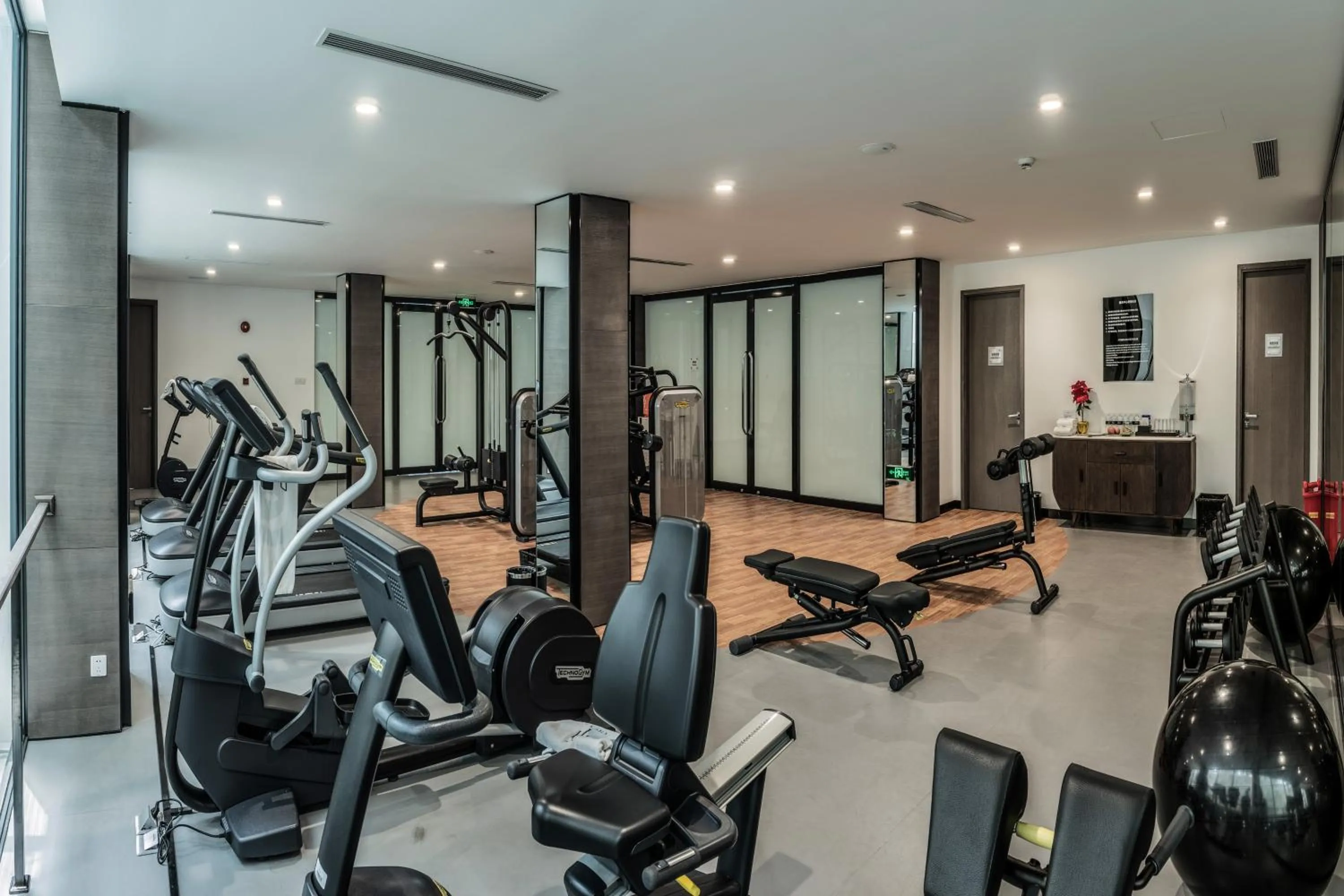 Fitness centre/facilities in The Senz Hotel & SPA
