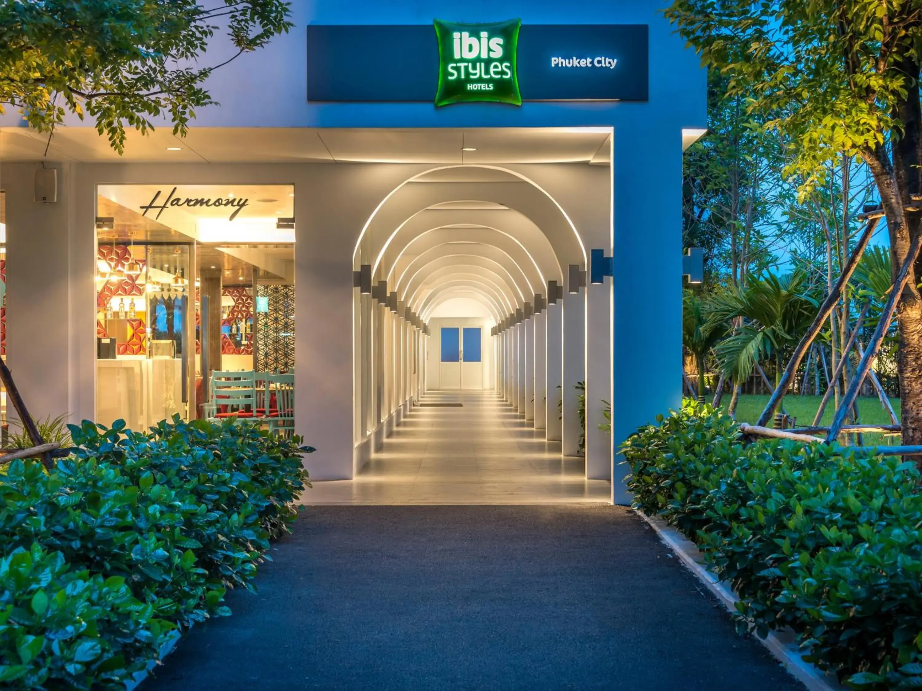 Facade/entrance in Ibis Styles Phuket City Facade/entrance in Ibis Styles Phuket City